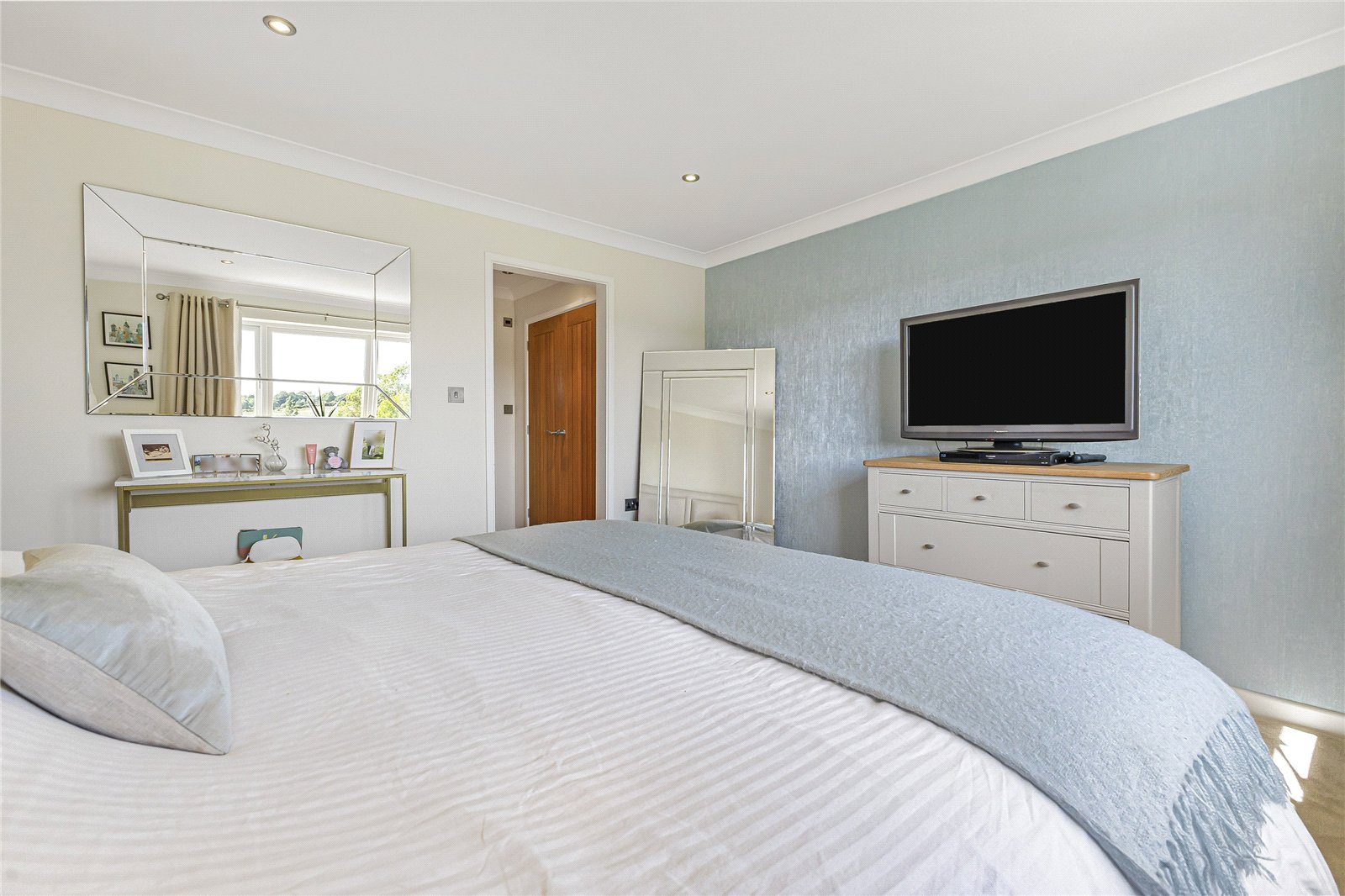 4 bedroom house for sale in Swanley | Robinson Jackson
