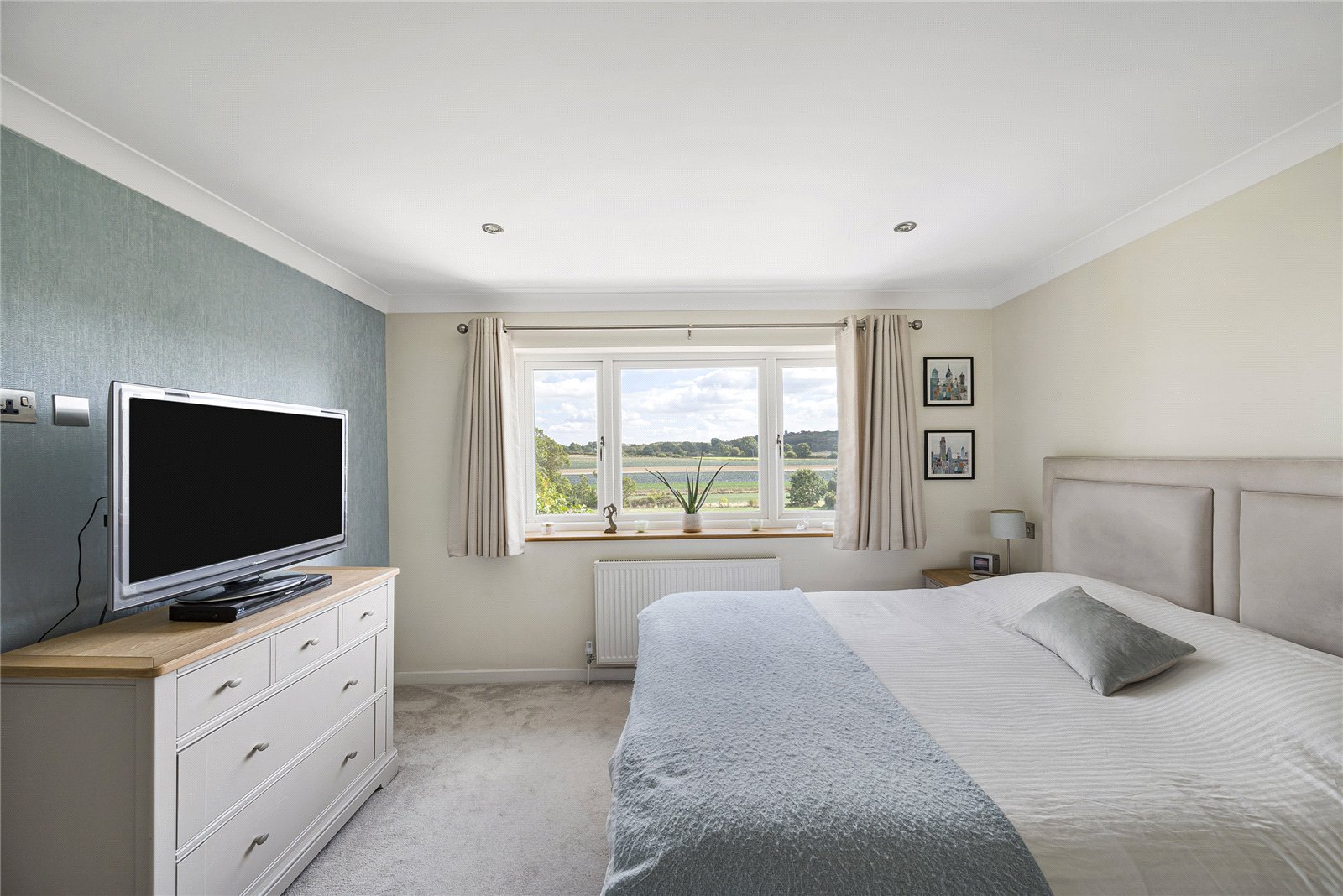 4 bedroom house for sale in Swanley | Robinson Jackson