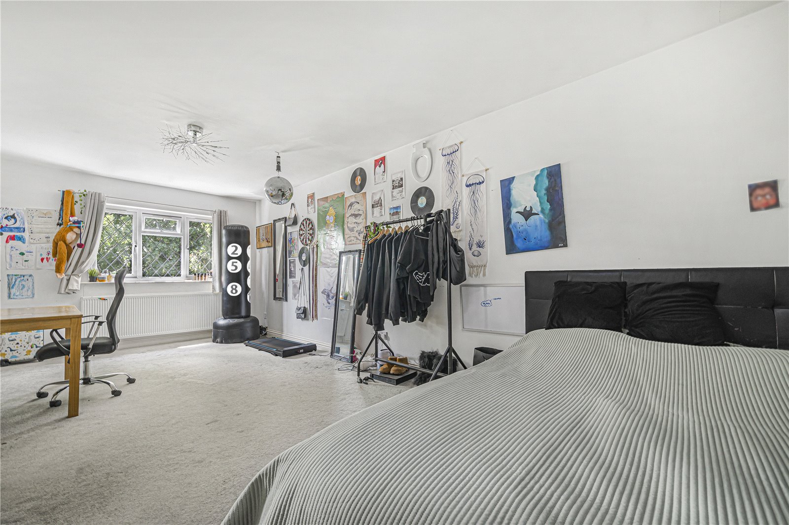 5 bedroom house for sale in Hextable | Robinson Jackson
