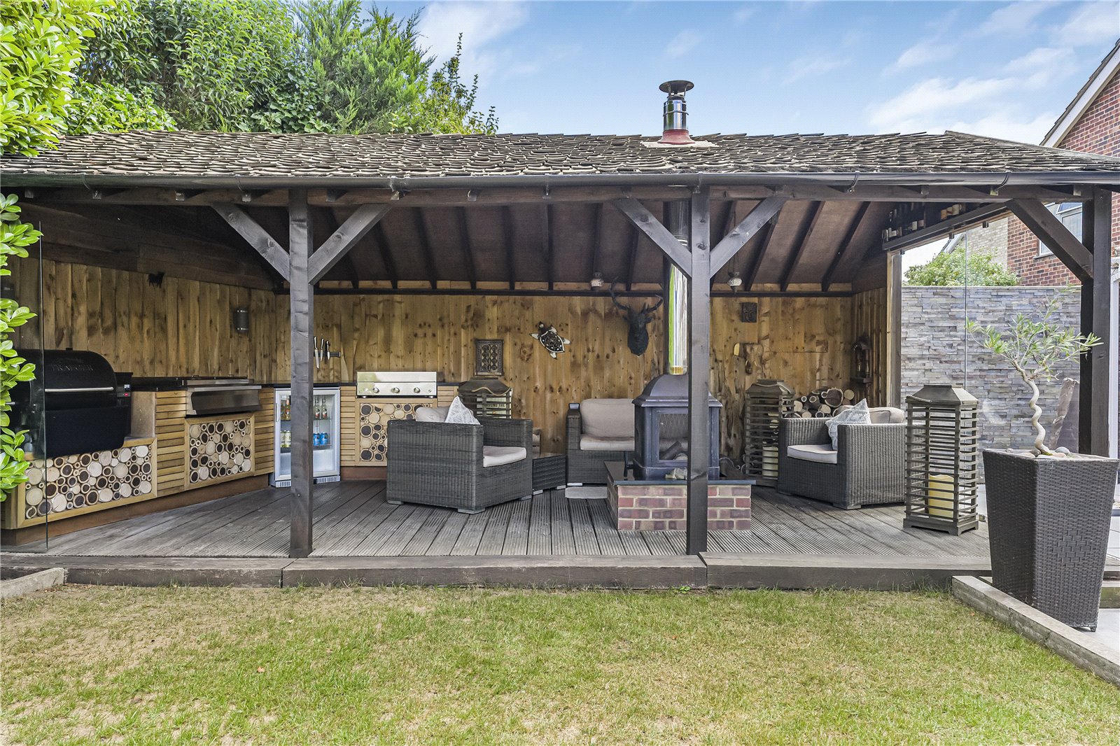 4 bedroom house for sale in Hextable | Robinson Jackson