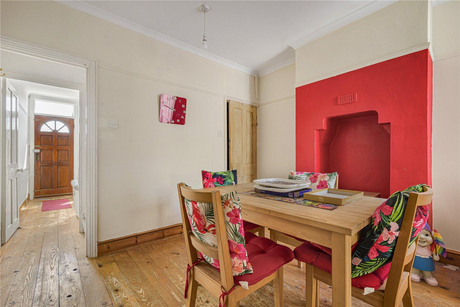 2 bedroom house for sale in Swanley | Robinson Jackson