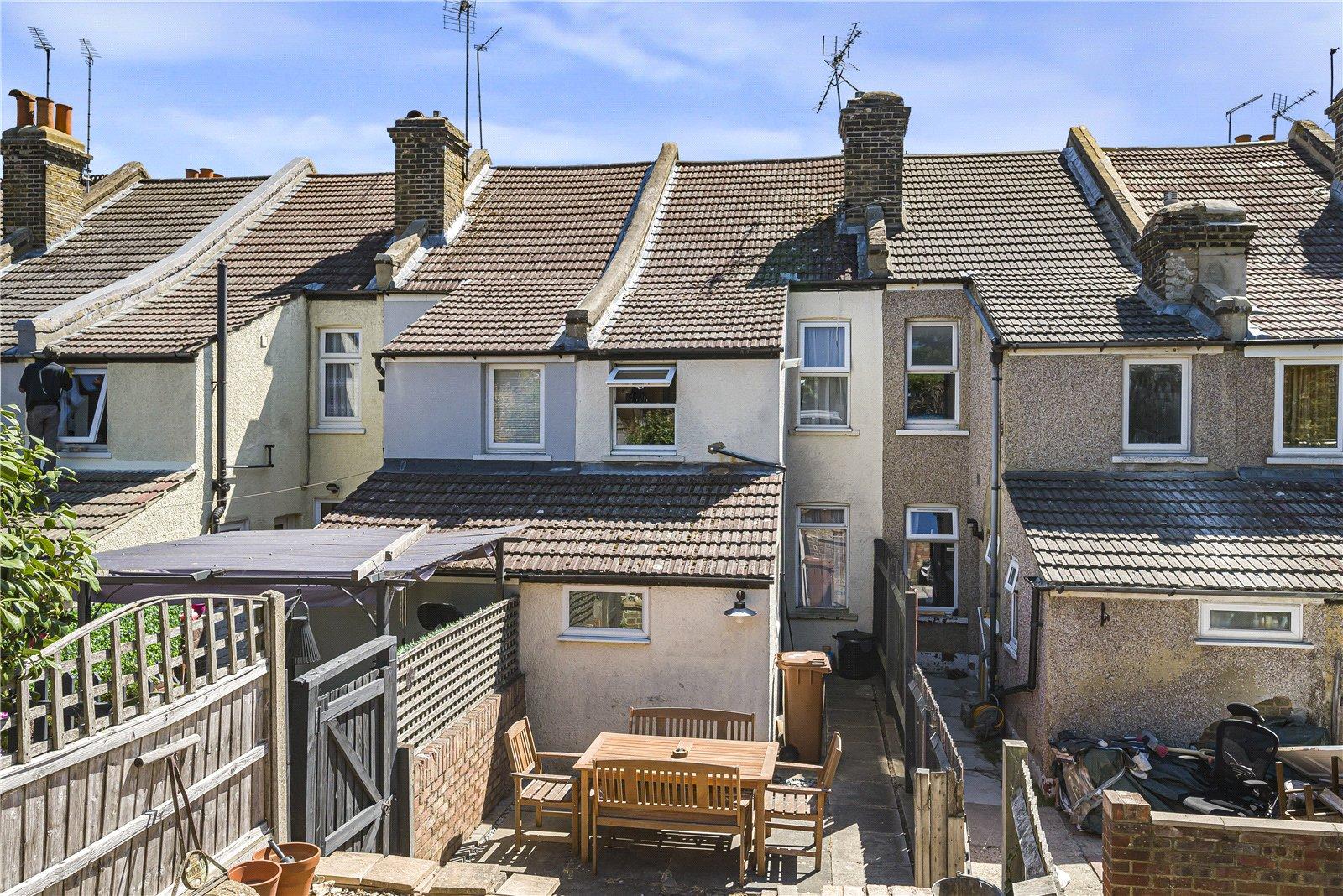 2 bedroom house for sale in Swanley | Robinson Jackson