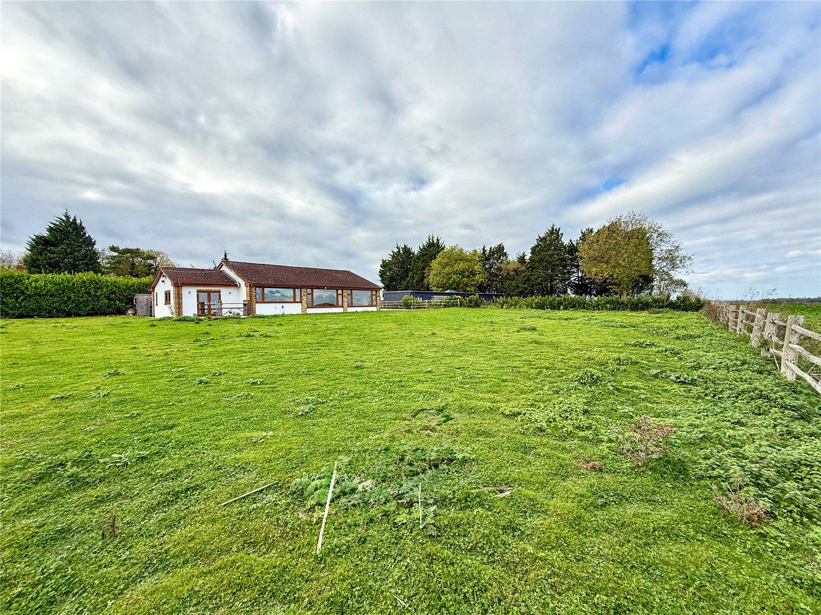 3 bedroom bungalow for sale in Eynsford | Robinson Jackson