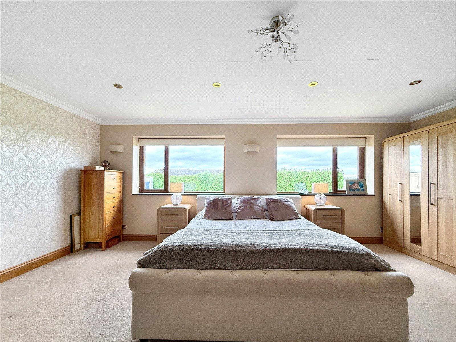 4 bedroom bungalow for sale in Eynsford | Robinson Jackson