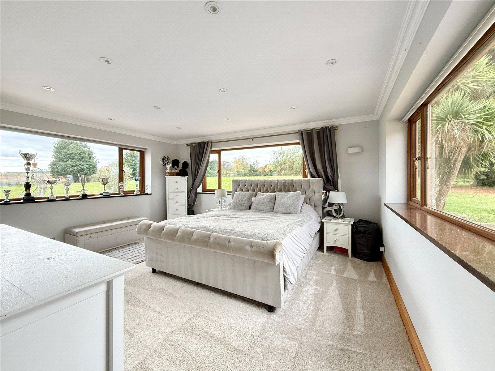 4 bedroom bungalow for sale in Eynsford | Robinson Jackson