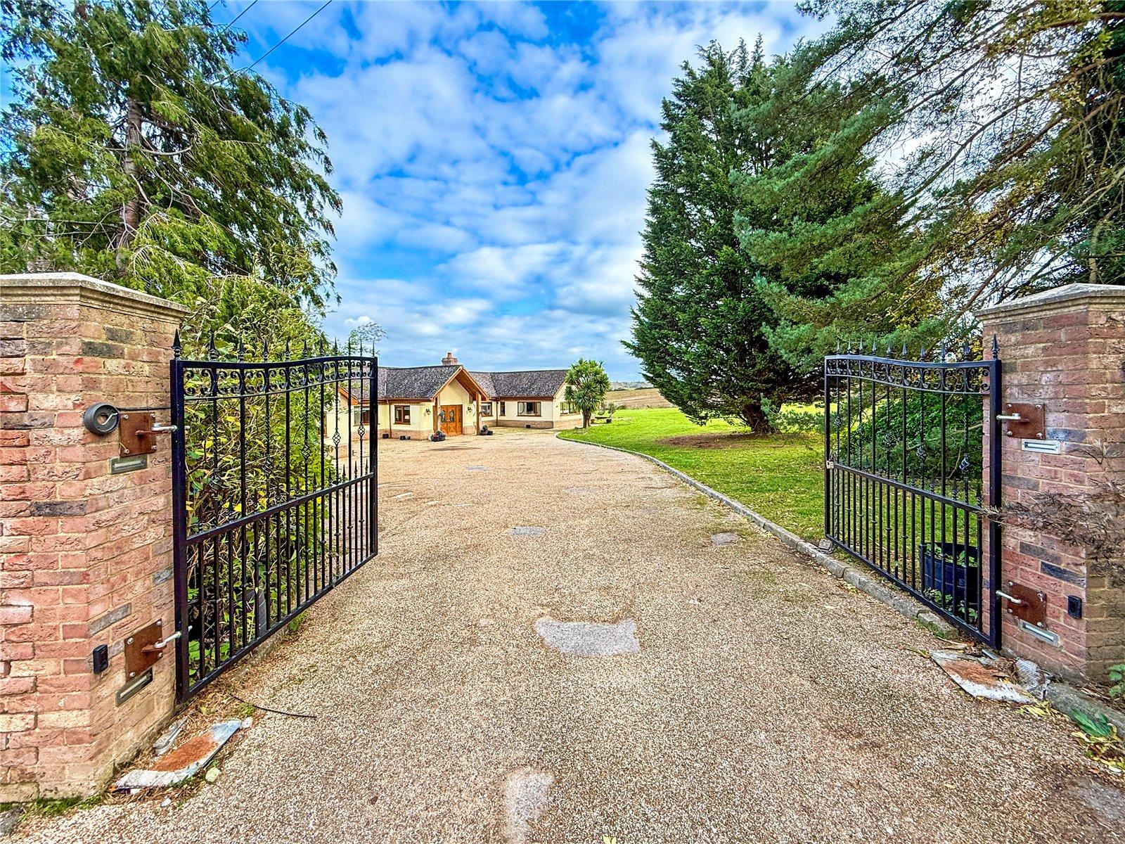 4 bedroom bungalow for sale in Eynsford | Robinson Jackson