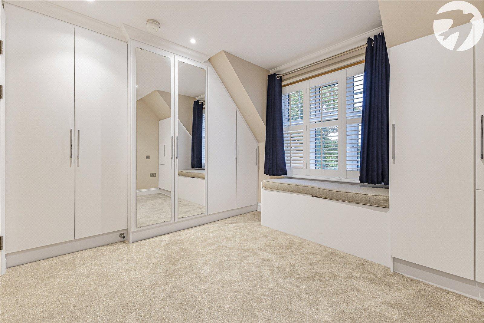 2 bedroom property for sale in Hextable | Robinson Jackson