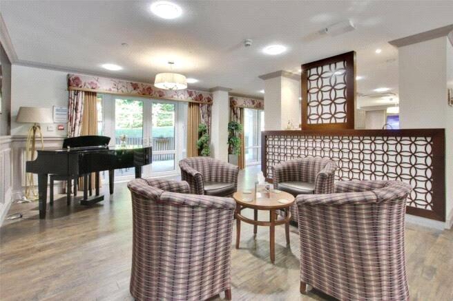 2 bedroom property for sale in Hextable | Robinson Jackson