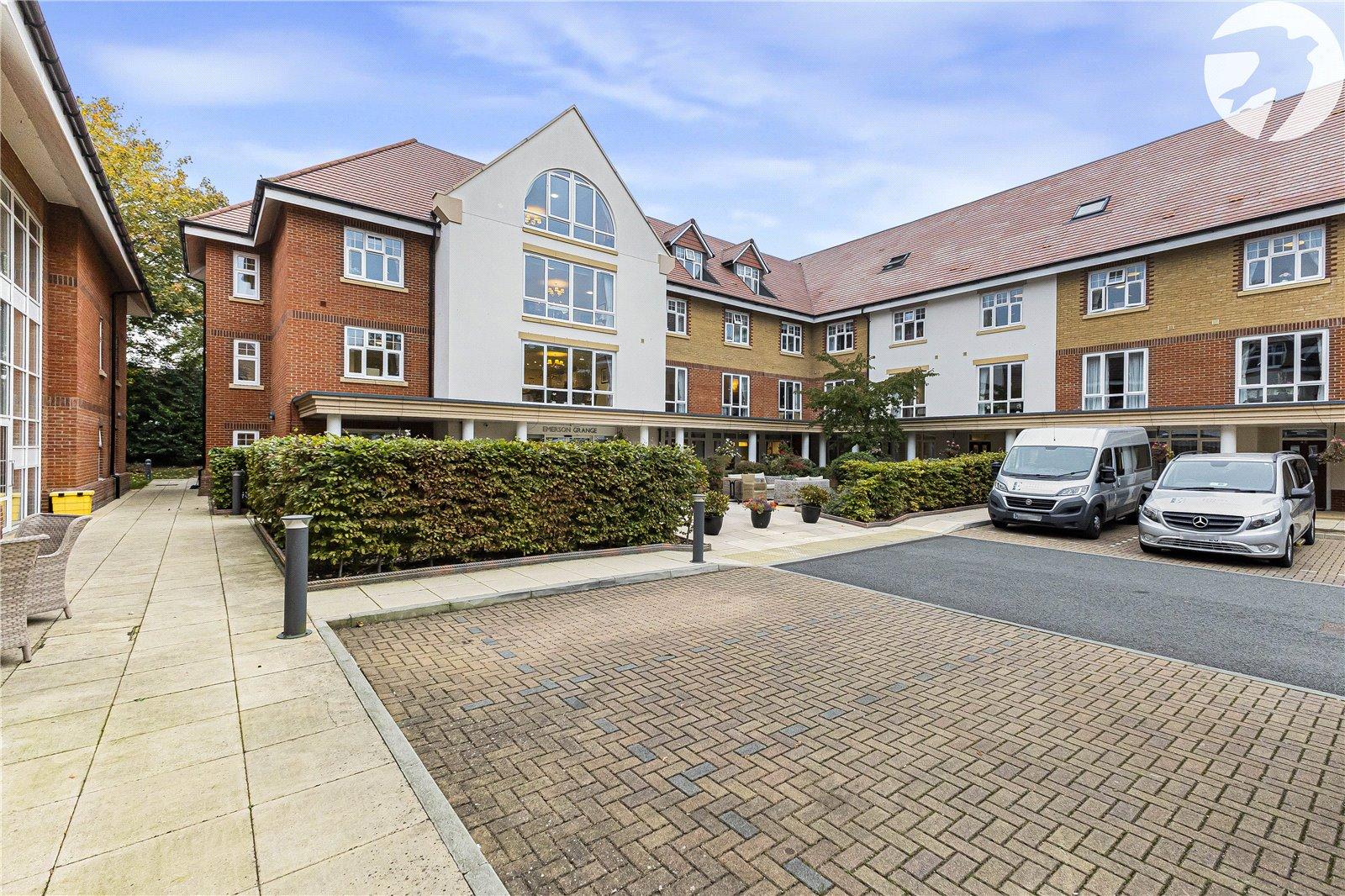 2 bedroom property for sale in Hextable | Robinson Jackson