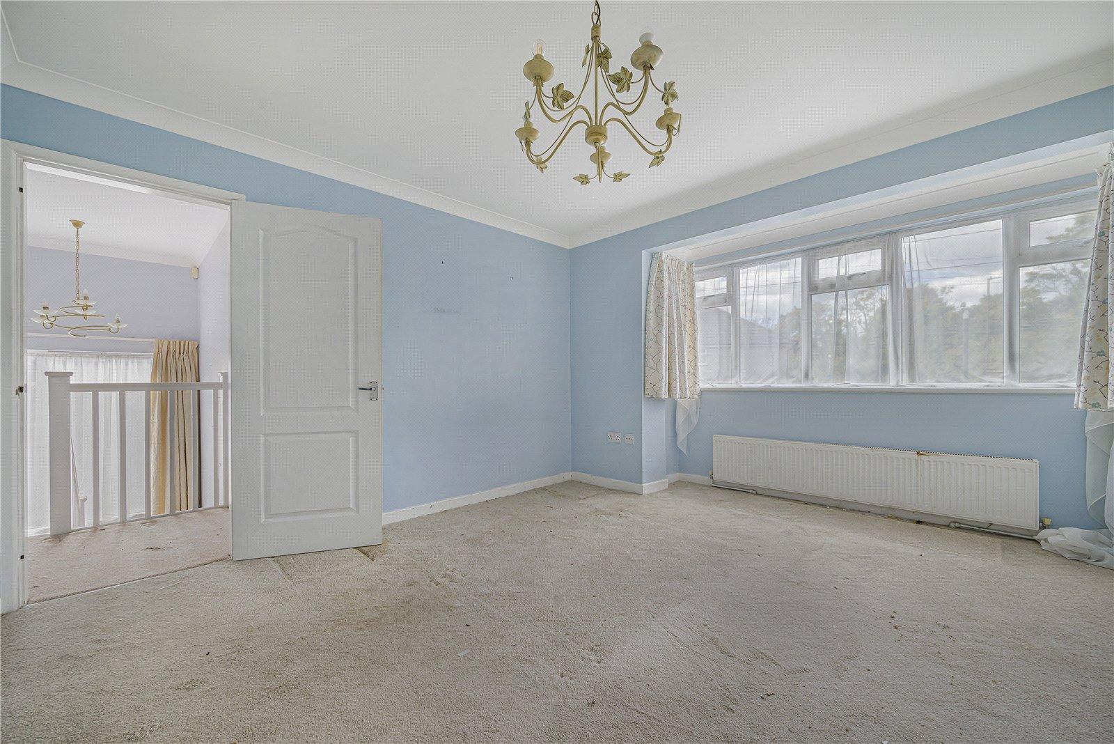 4 bedroom house for sale in Hextable | Robinson Jackson