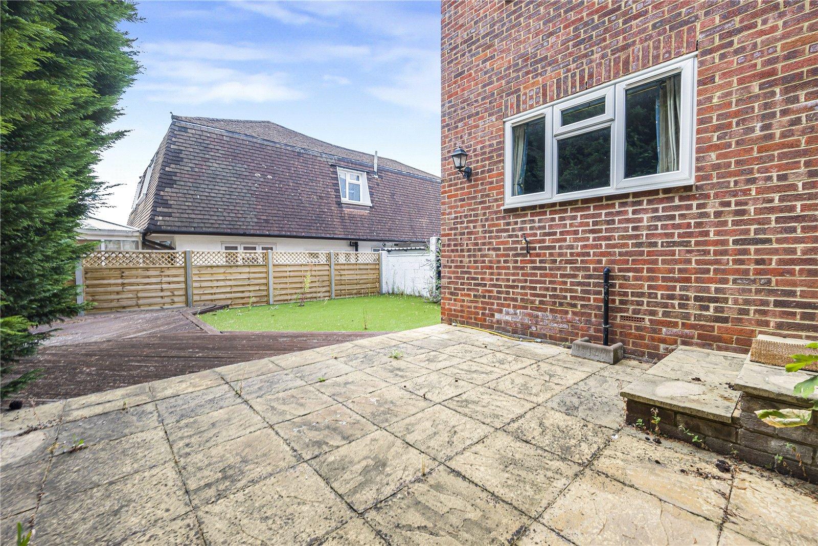4 bedroom house for sale in Hextable | Robinson Jackson