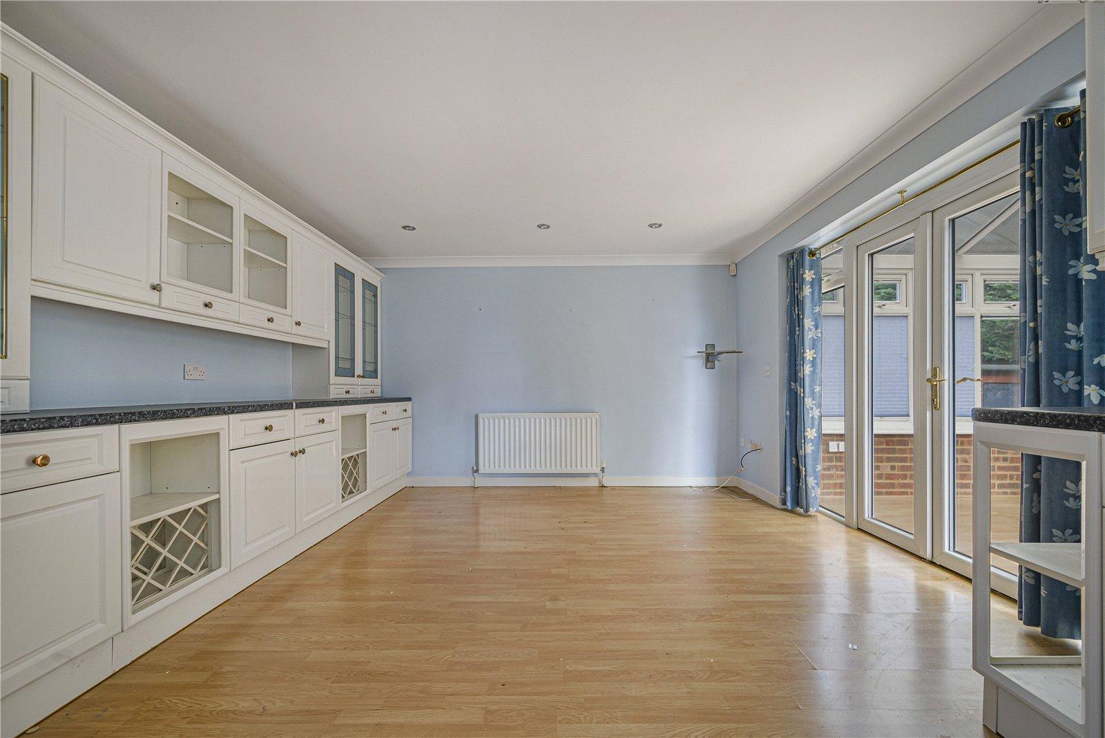 4 bedroom house for sale in Hextable | Robinson Jackson