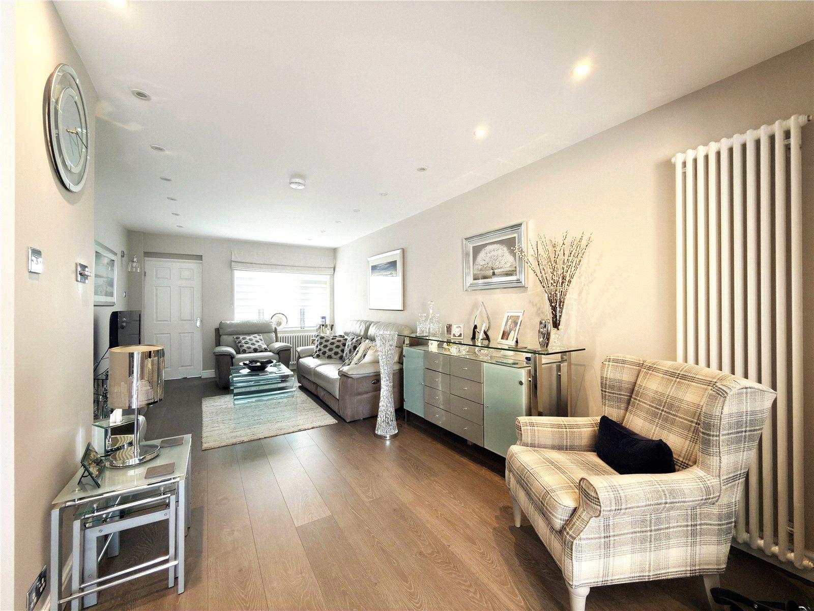 4 bedroom house for sale in Hextable | Robinson Jackson