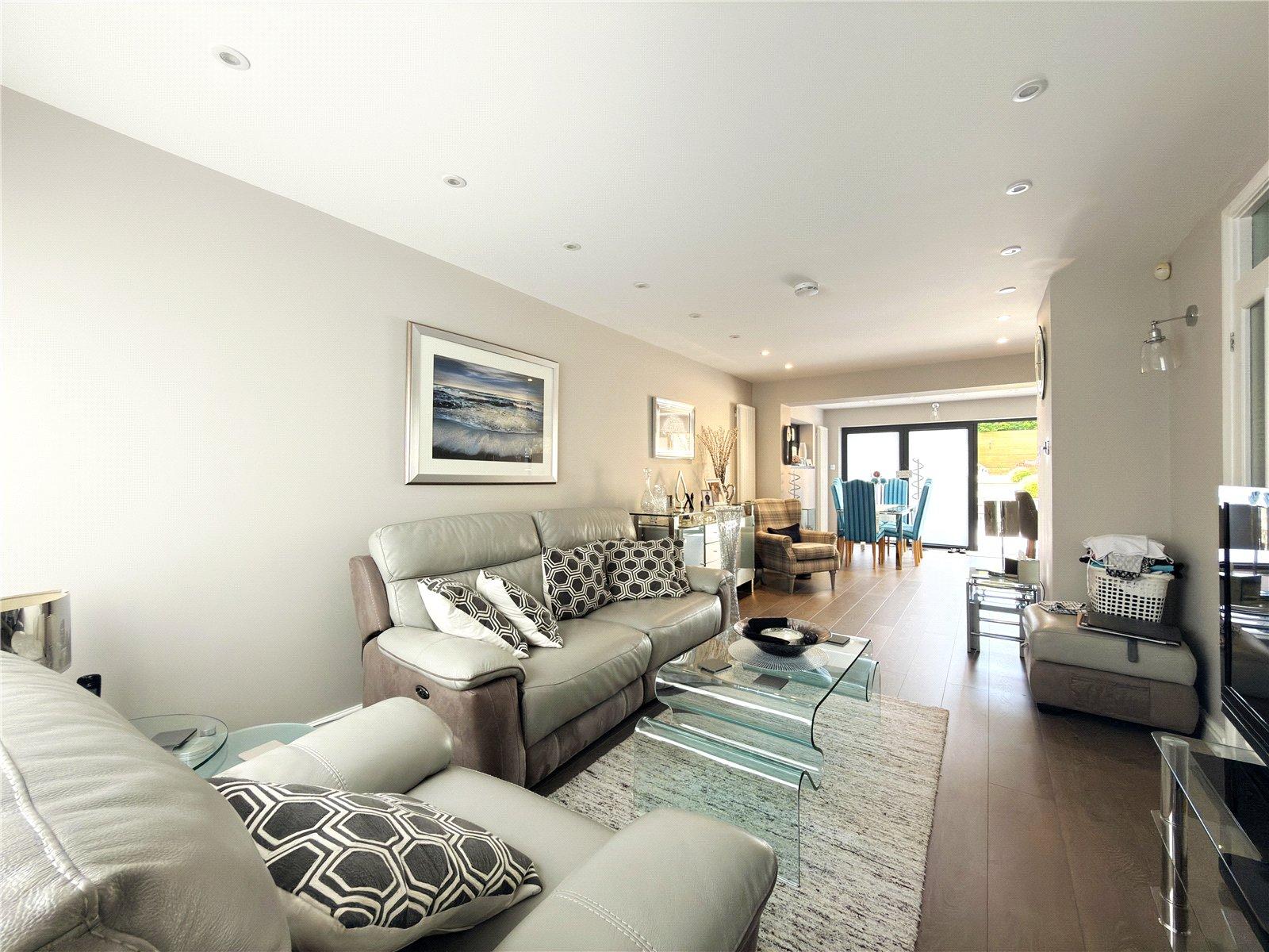 4 bedroom house for sale in Hextable | Robinson Jackson