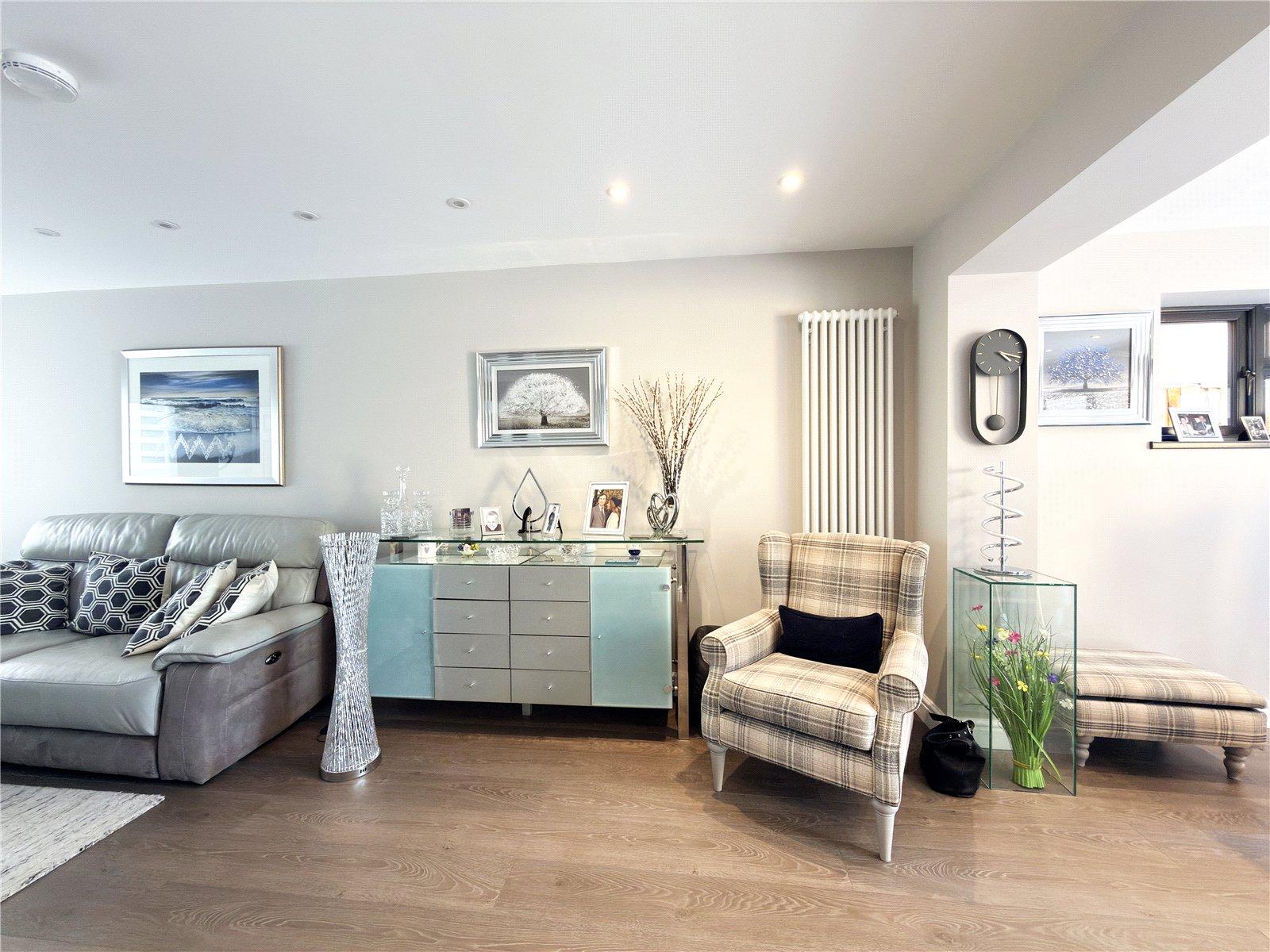 4 bedroom house for sale in Hextable | Robinson Jackson