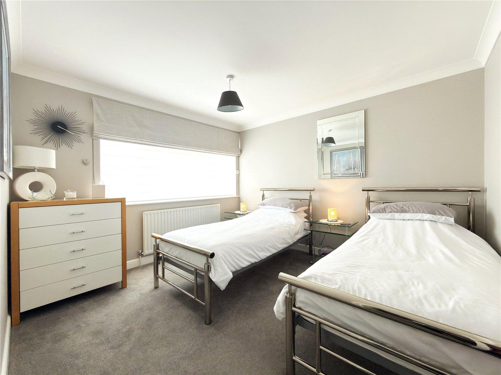 4 bedroom house for sale in Hextable | Robinson Jackson