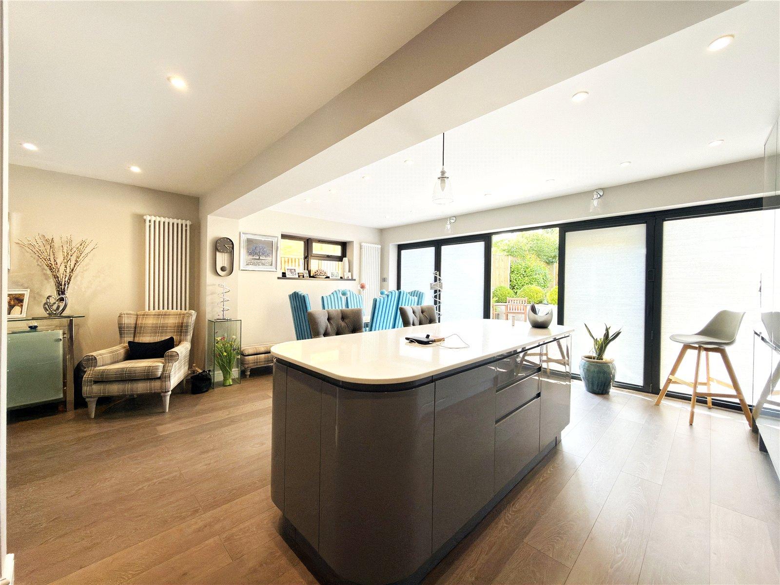 4 bedroom house for sale in Hextable | Robinson Jackson