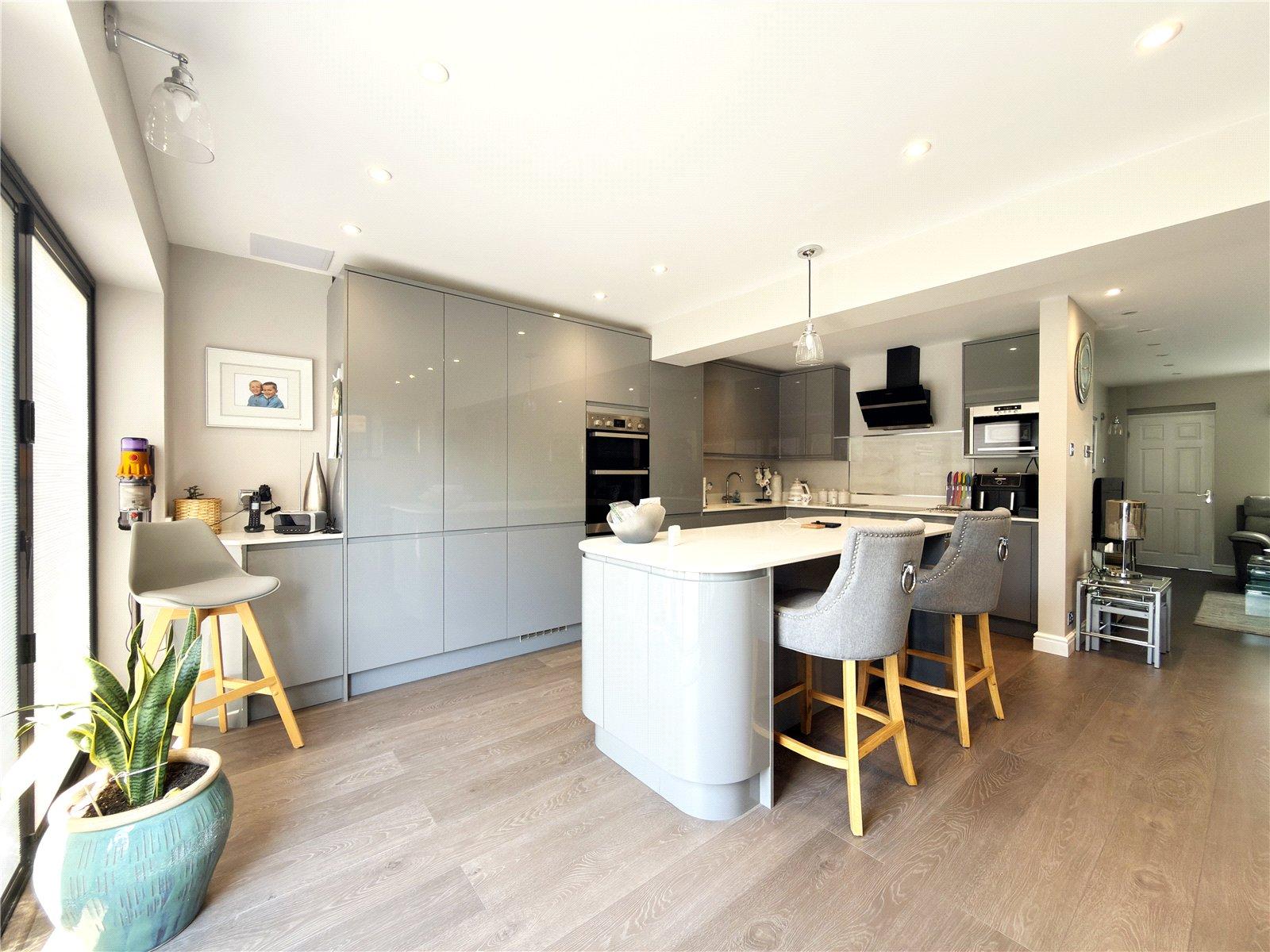 4 bedroom house for sale in Hextable | Robinson Jackson