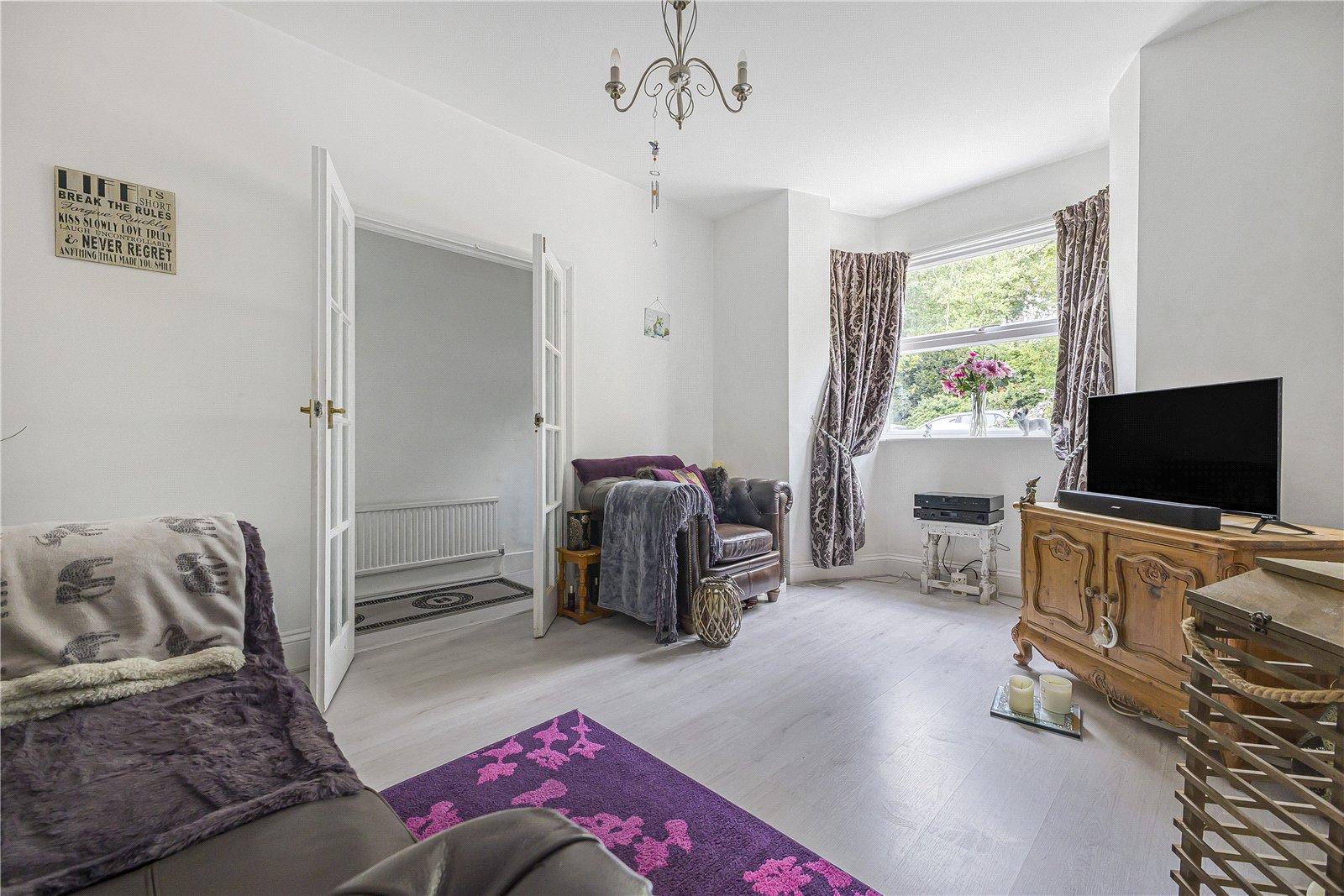 3 bedroom house for sale in Hextable | Robinson Jackson
