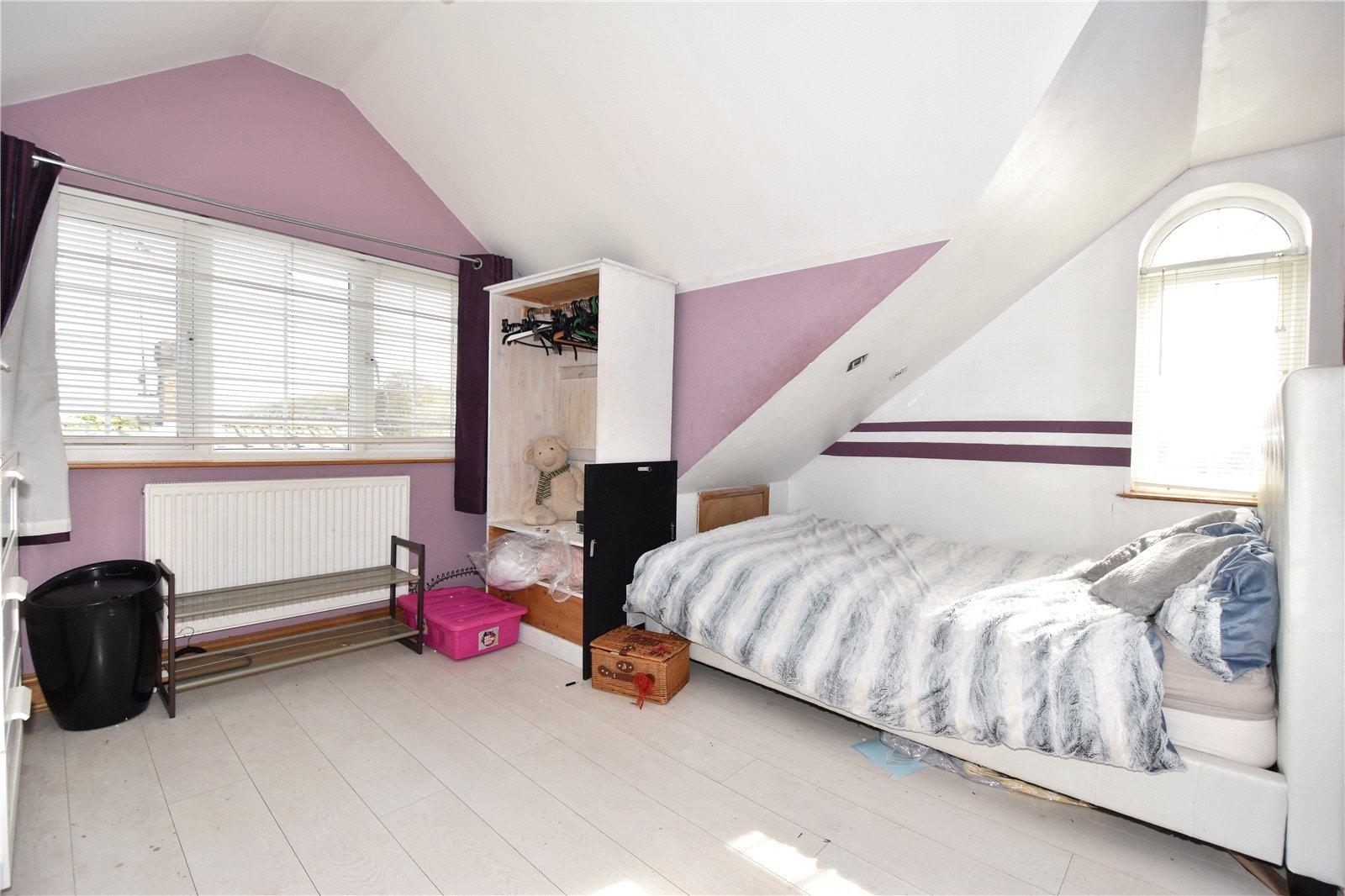 5 bedroom house for sale in West Kingsdown | Robinson Jackson