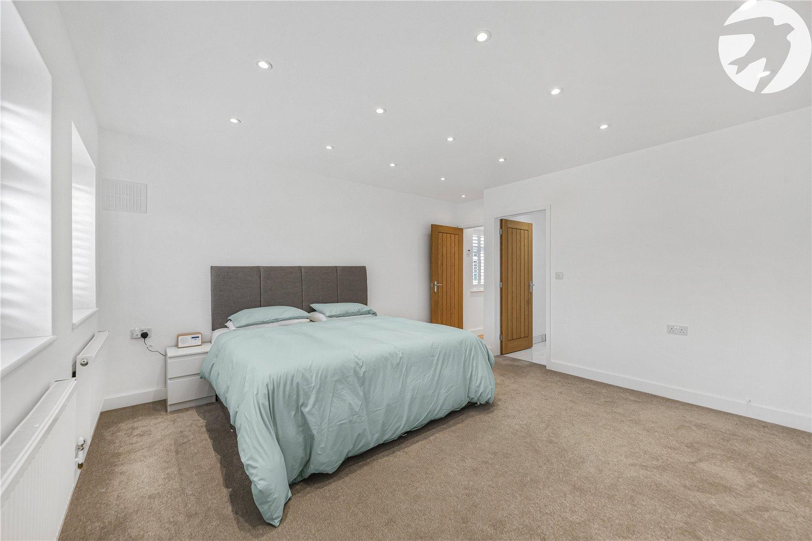 5 bedroom house for sale in West Kingsdown | Robinson Jackson