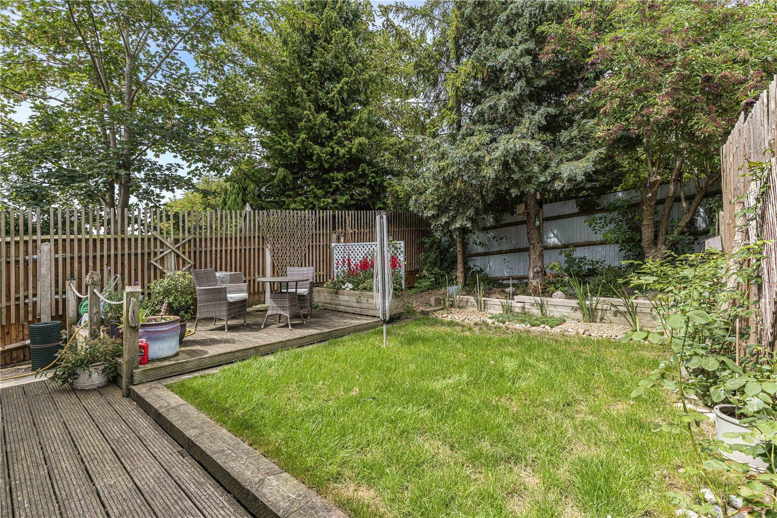4 bedroom bungalow for sale in Hextable | Robinson Jackson
