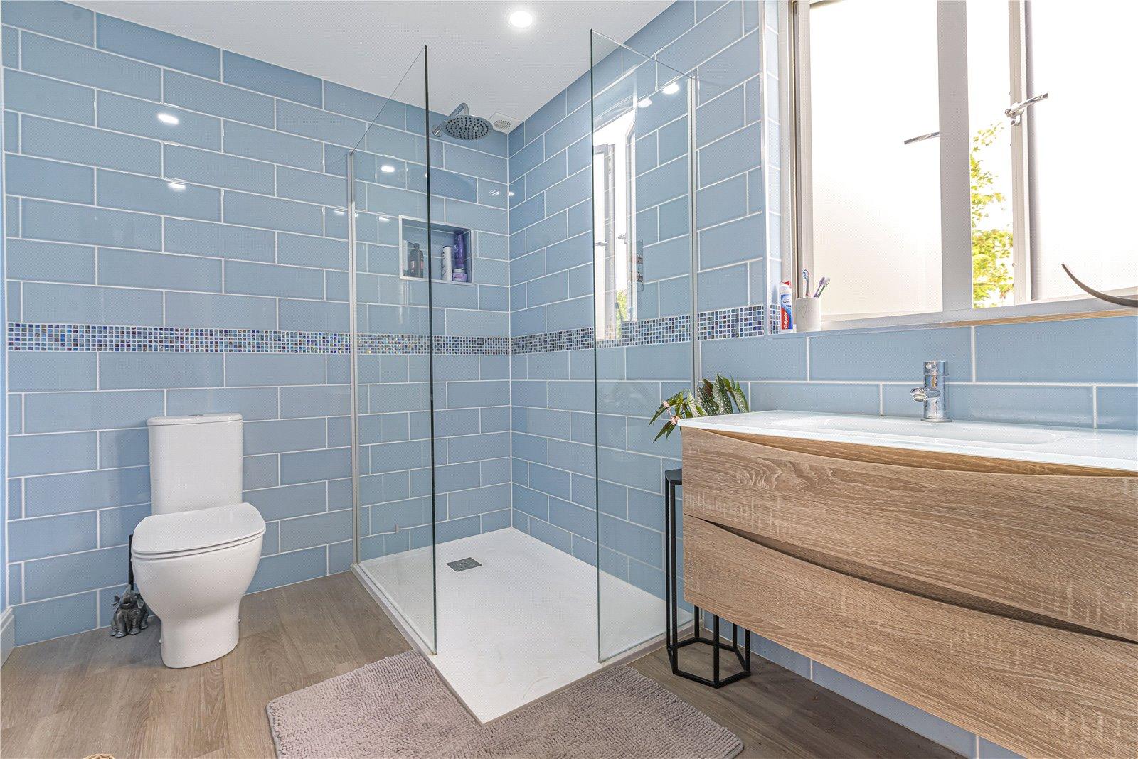 4 bedroom bungalow for sale in Hextable | Robinson Jackson