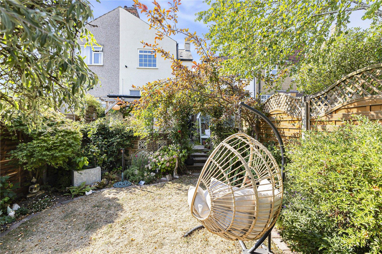 3 bedroom house for sale in Hextable | Robinson Jackson