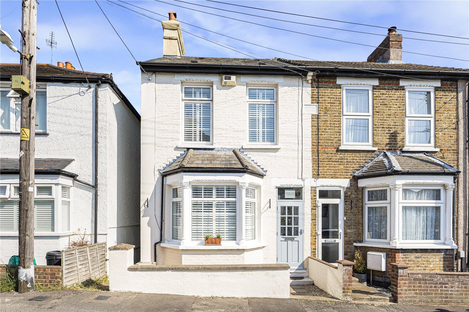 3 bedroom house for sale in Hextable | Robinson Jackson