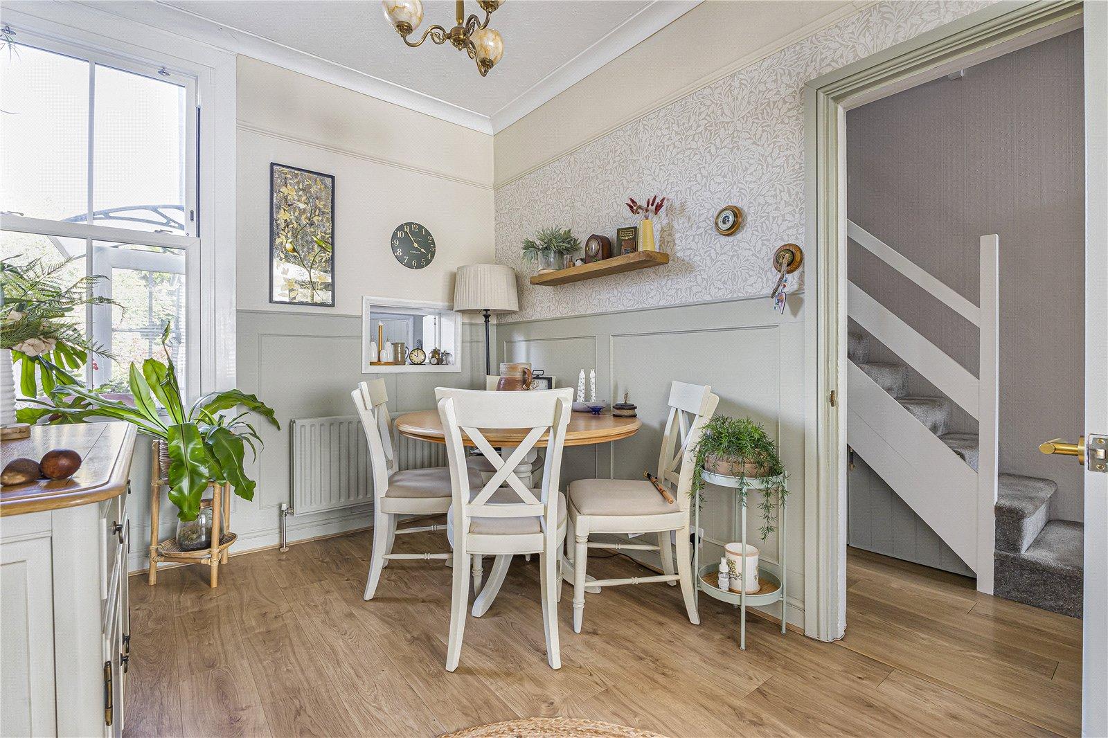 3 bedroom house for sale in Hextable | Robinson Jackson