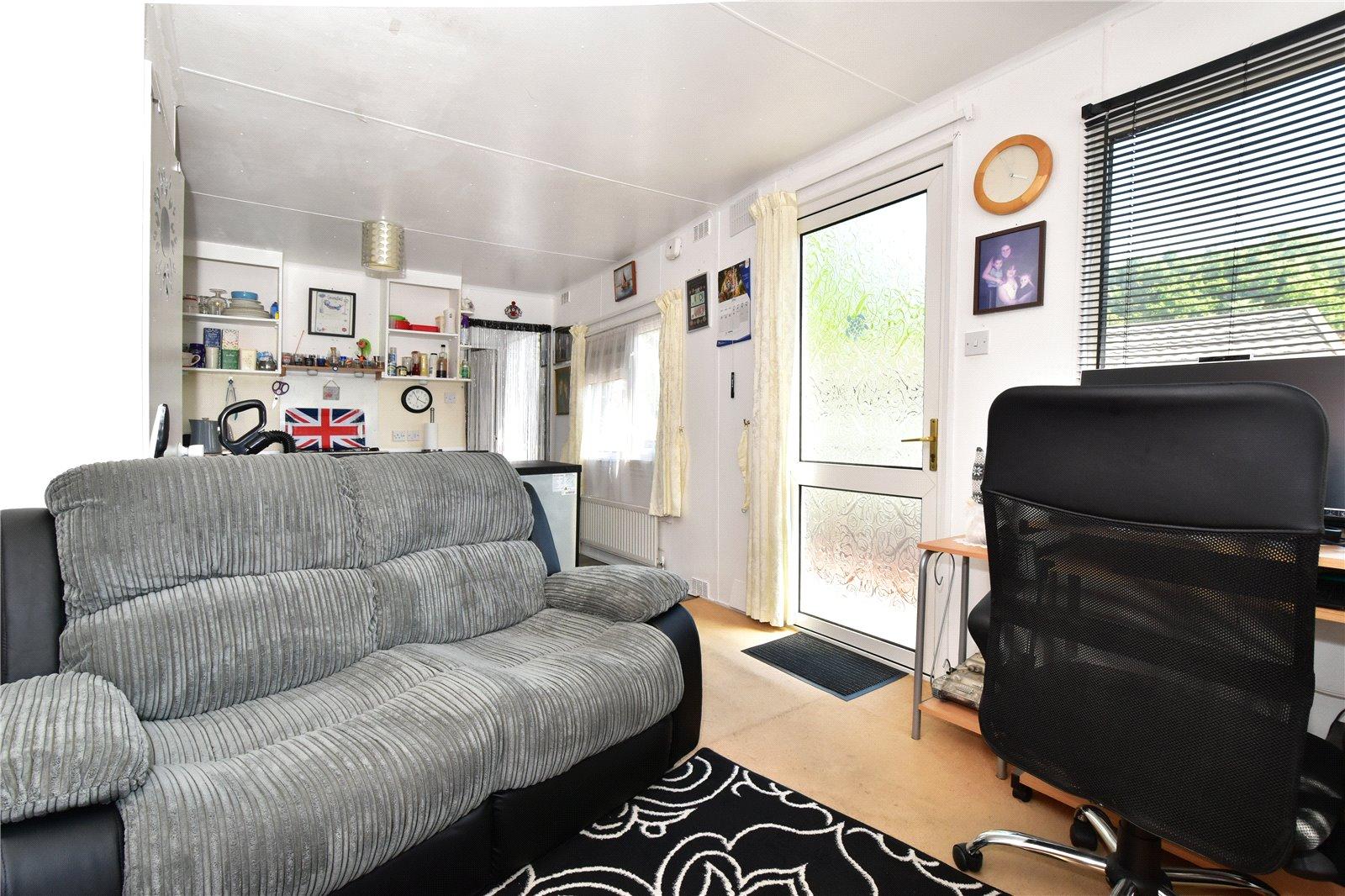 1 bedroom property for sale in Knatts Valley | Robinson Jackson