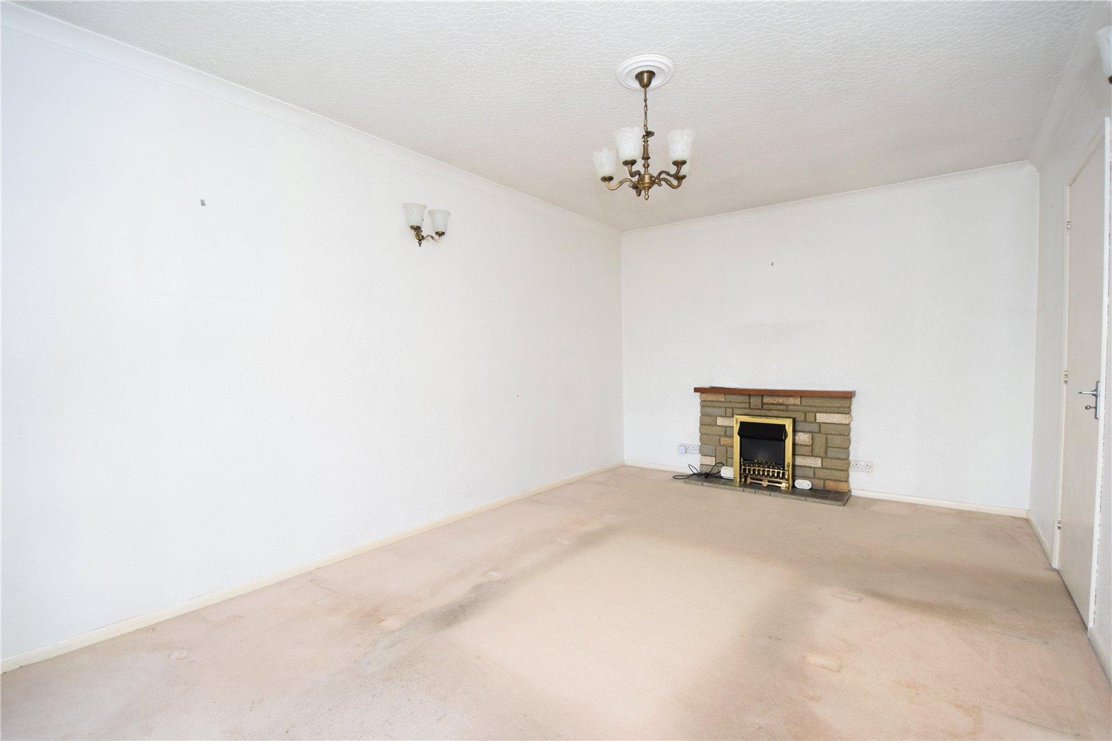 3 bedroom bungalow for sale in Hextable | Robinson Jackson