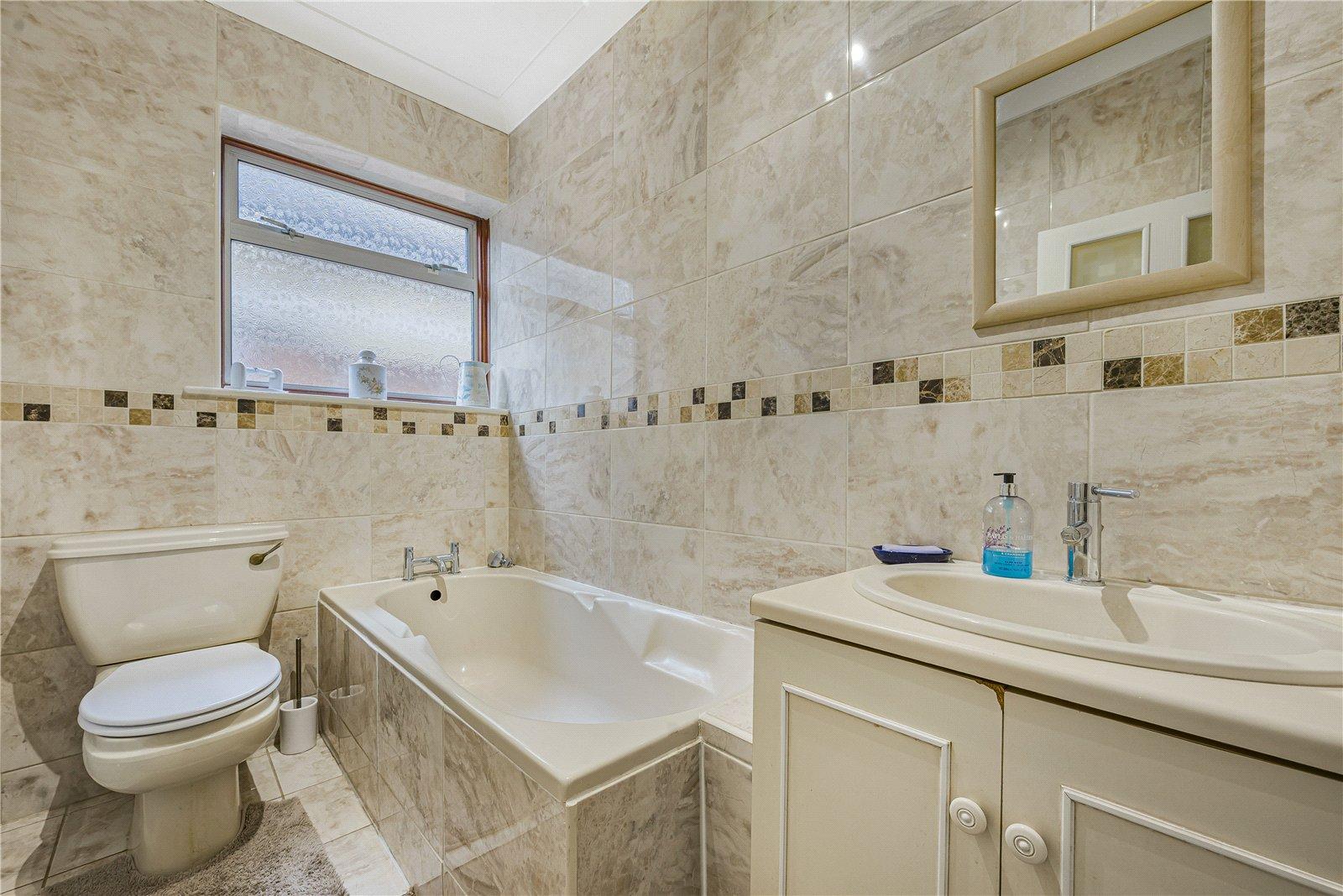 3 bedroom bungalow for sale in Hextable | Robinson Jackson