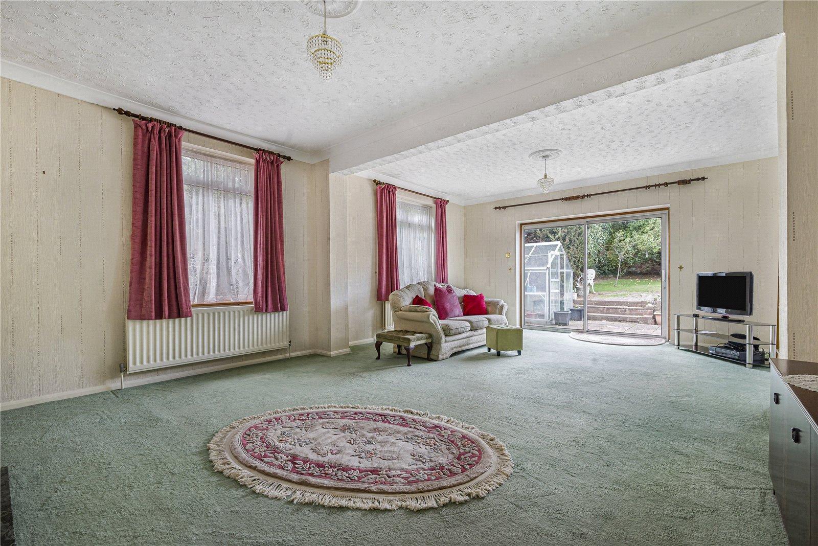 3 bedroom bungalow for sale in Hextable | Robinson Jackson