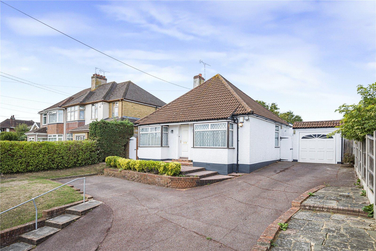 3 bedroom bungalow for sale in Hextable | Robinson Jackson
