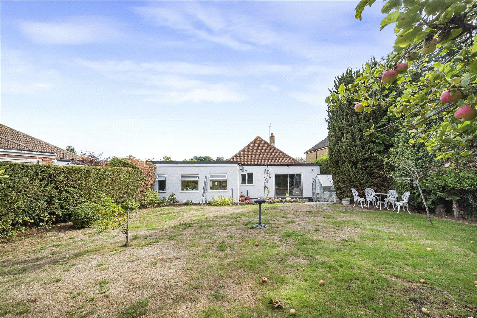 3 bedroom bungalow for sale in Hextable | Robinson Jackson