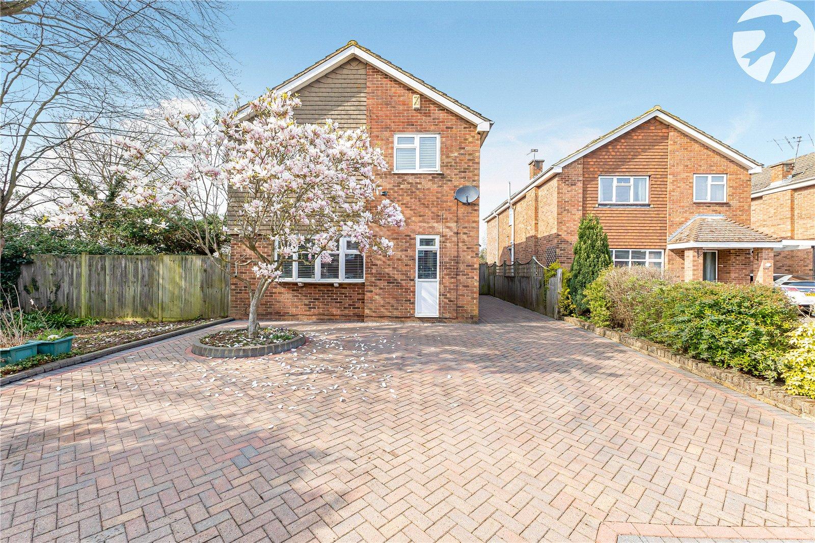 4 bedroom house for sale in Hextable | Robinson Jackson