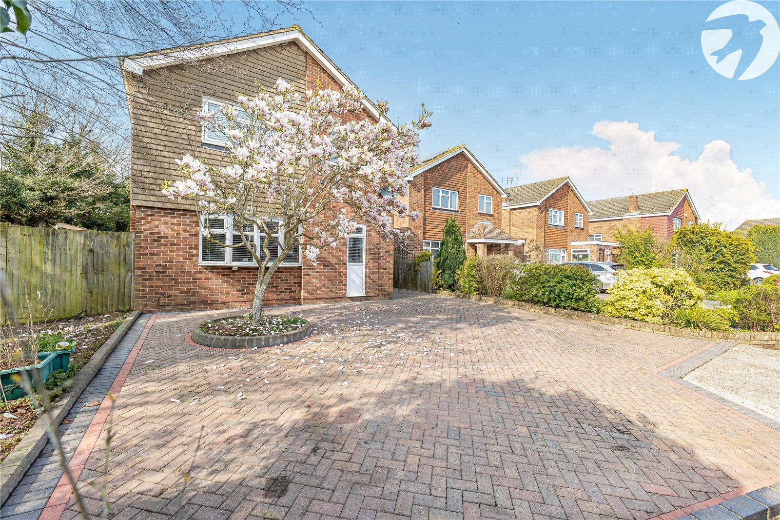 4 bedroom house for sale in Hextable | Robinson Jackson