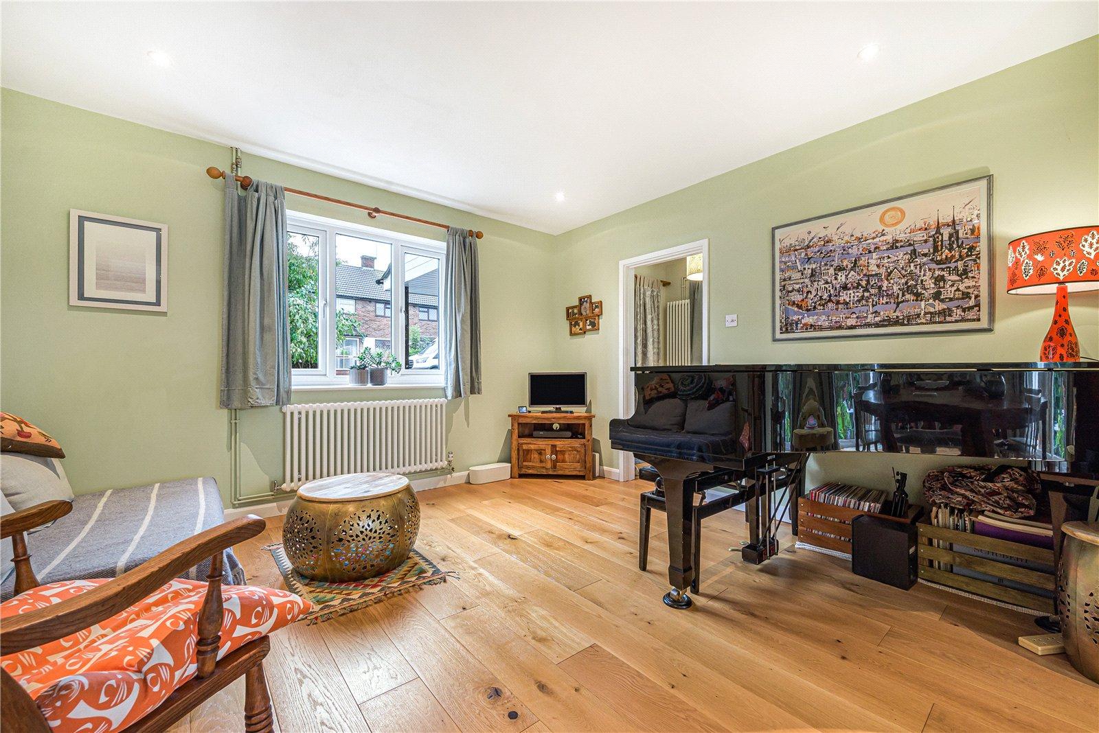 3 bedroom house for sale in Swanley | Robinson Jackson