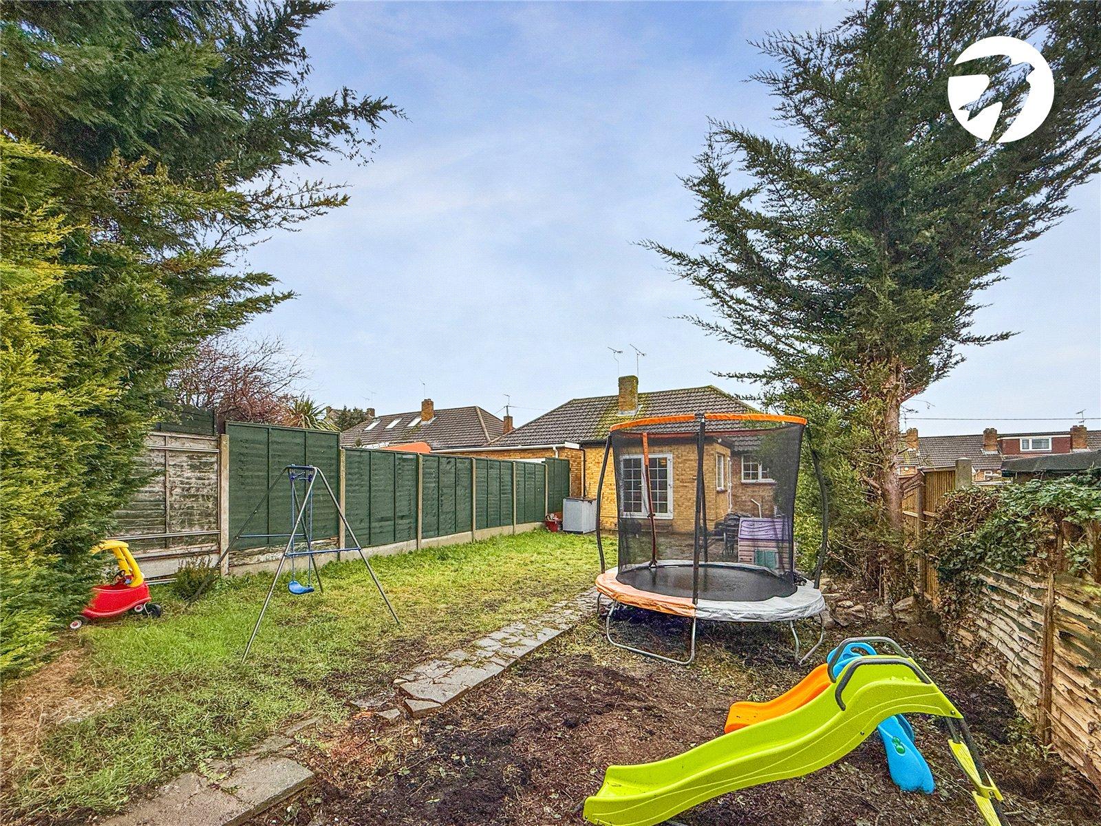 3 bedroom bungalow for sale in Hextable | Robinson Jackson