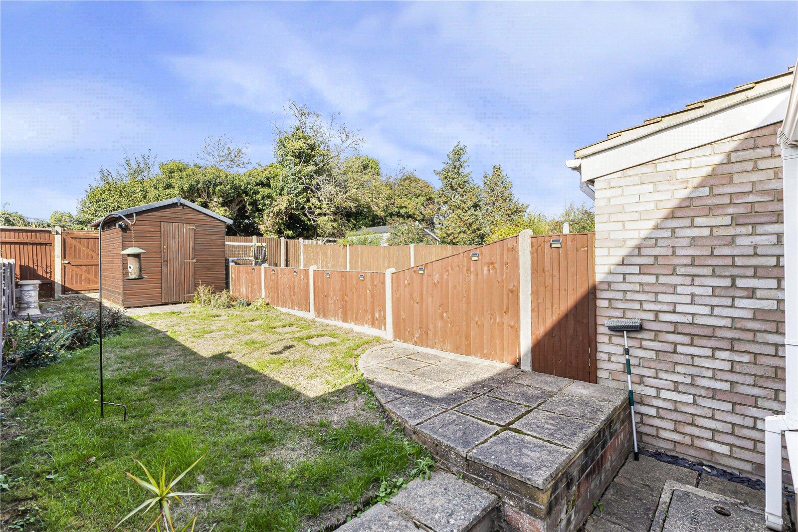 2 bedroom house for sale in Hextable | Robinson Jackson