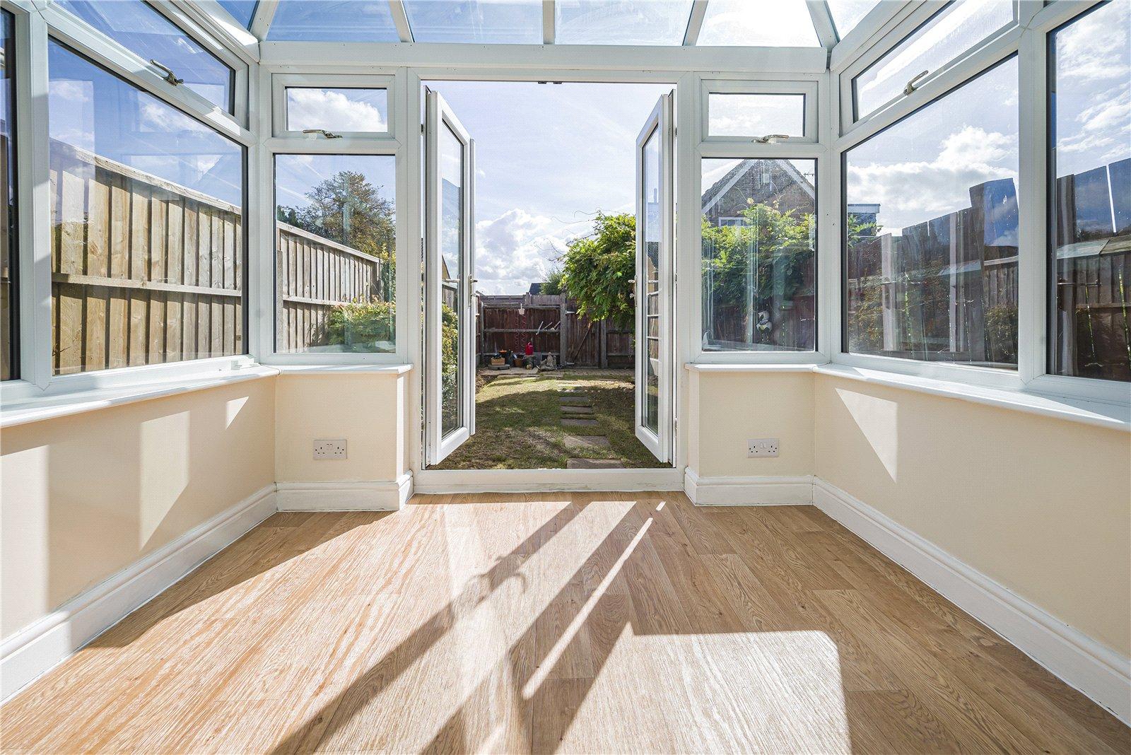 2 bedroom house for sale in Hextable | Robinson Jackson