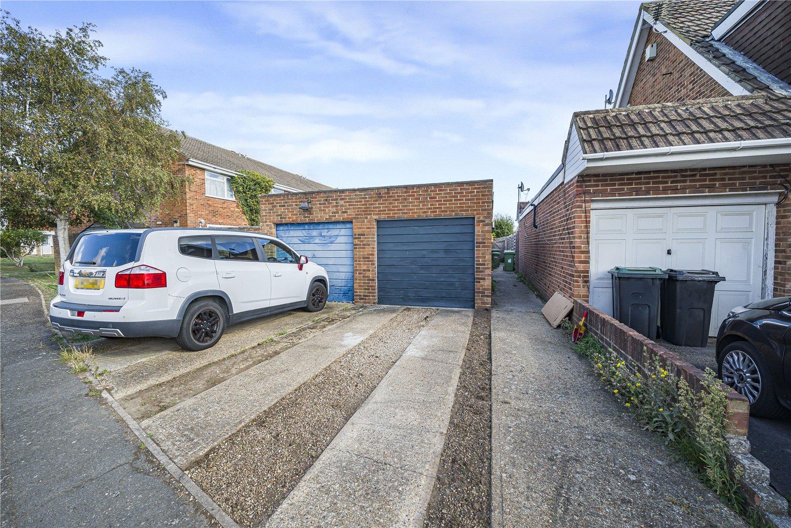 2 bedroom house for sale in Hextable | Robinson Jackson