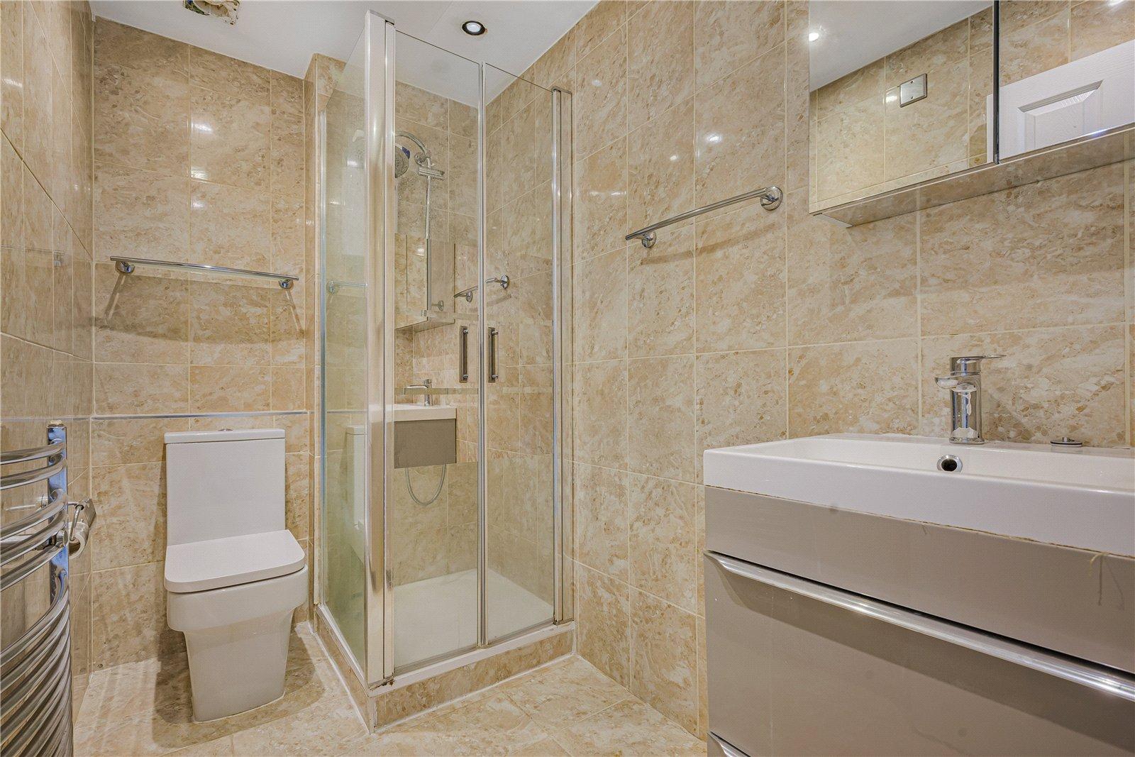 2 bedroom house for sale in Hextable | Robinson Jackson