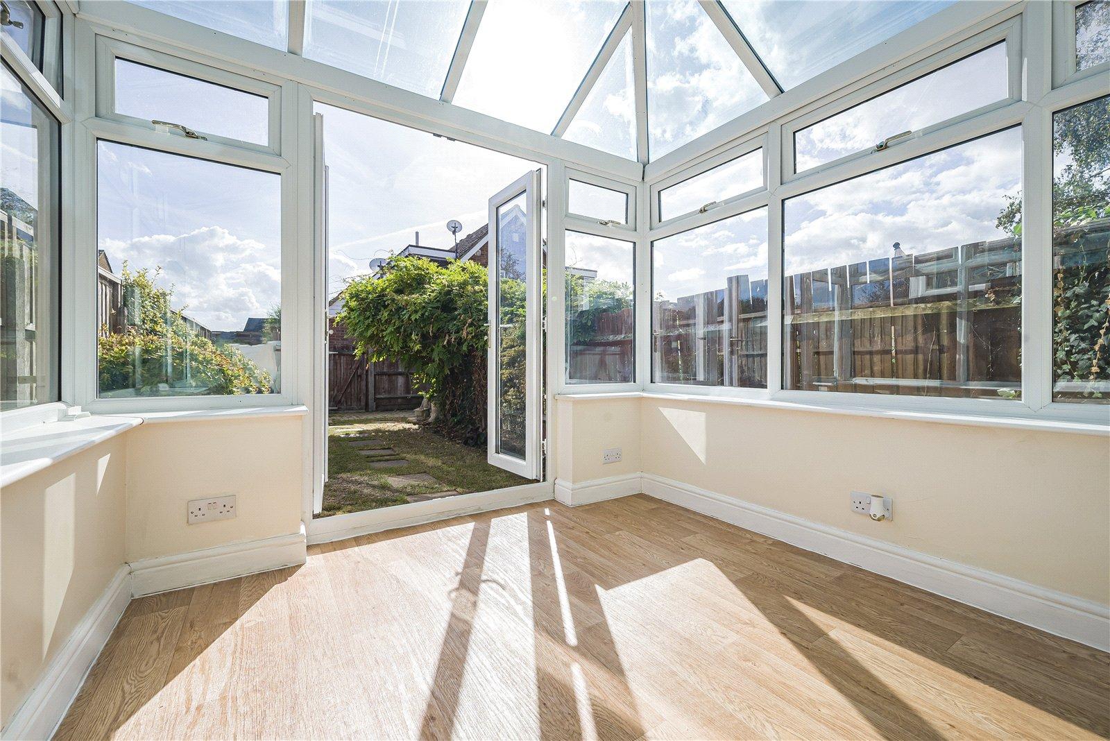 2 bedroom house for sale in Hextable | Robinson Jackson