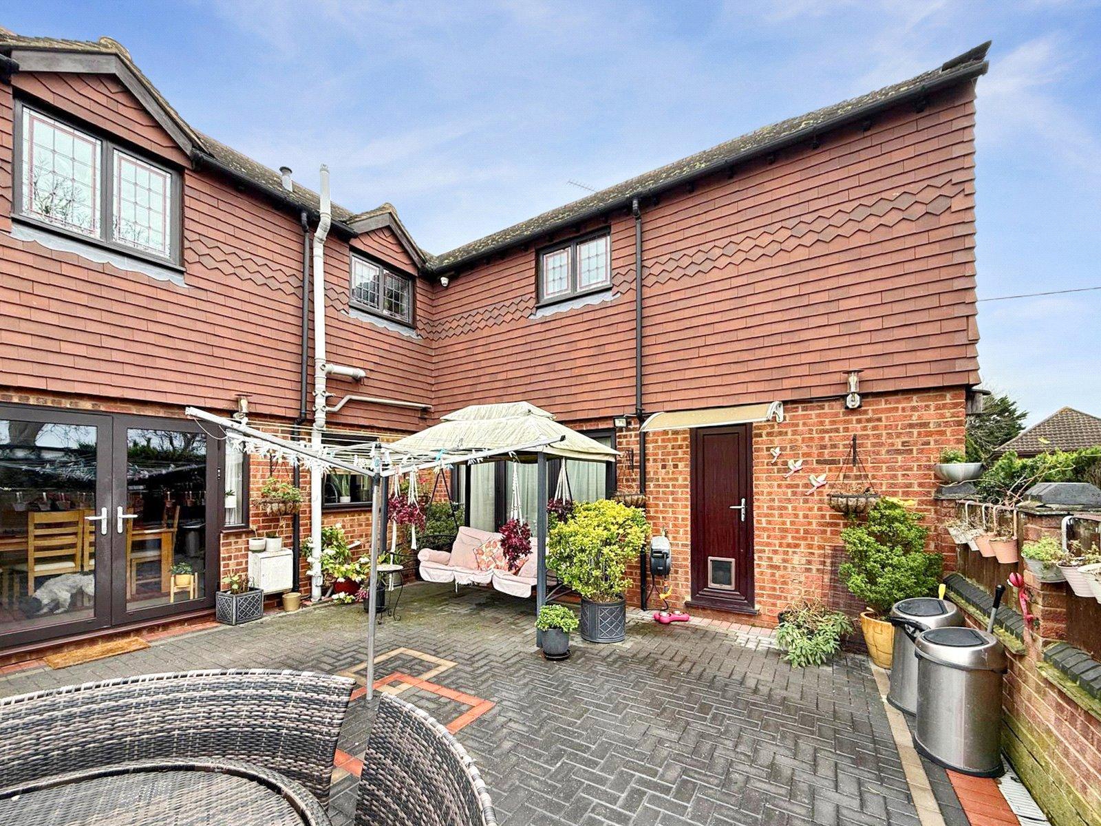 5 bedroom house for sale in Hextable | Robinson Jackson