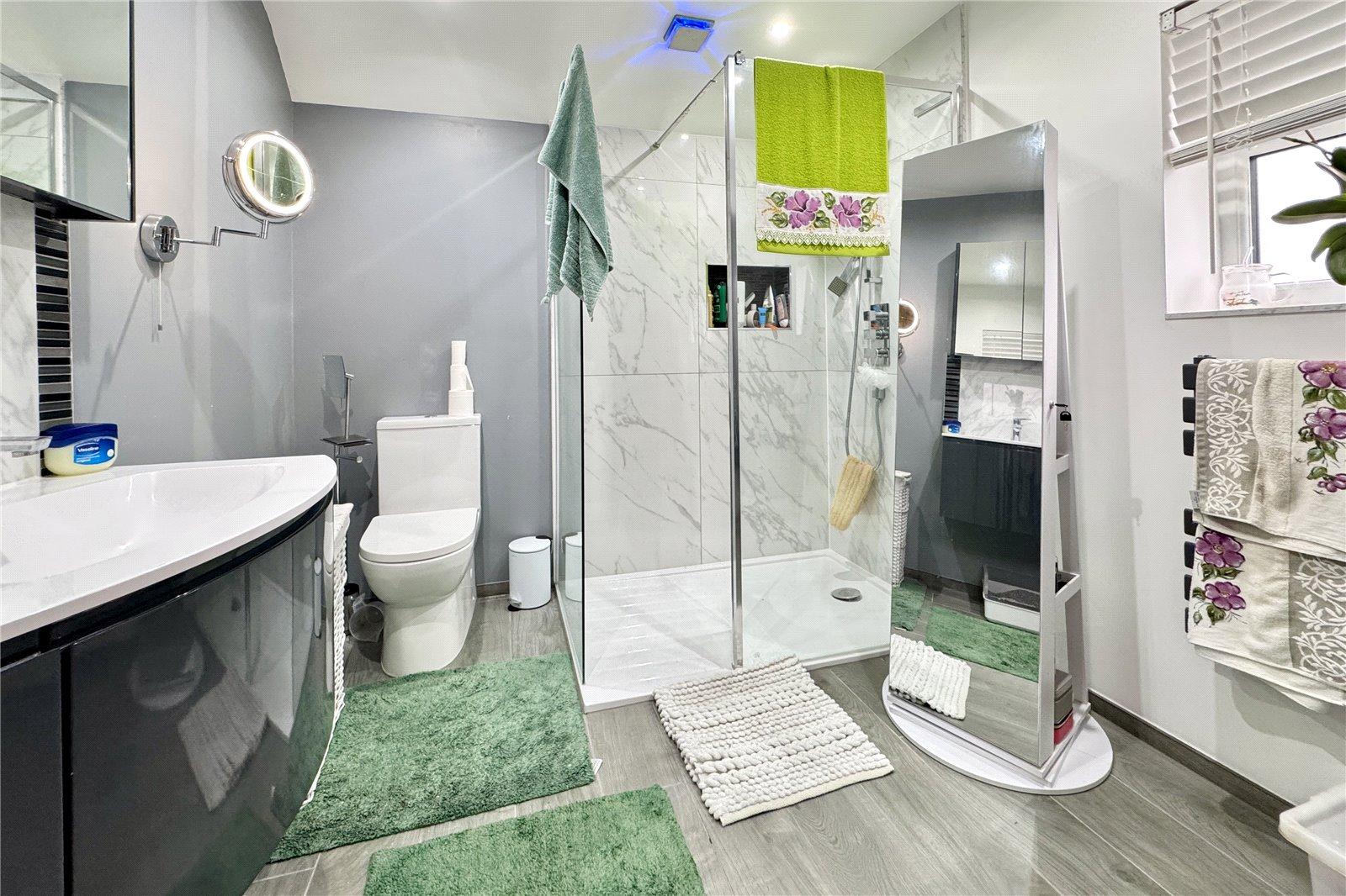 5 bedroom house for sale in Hextable | Robinson Jackson
