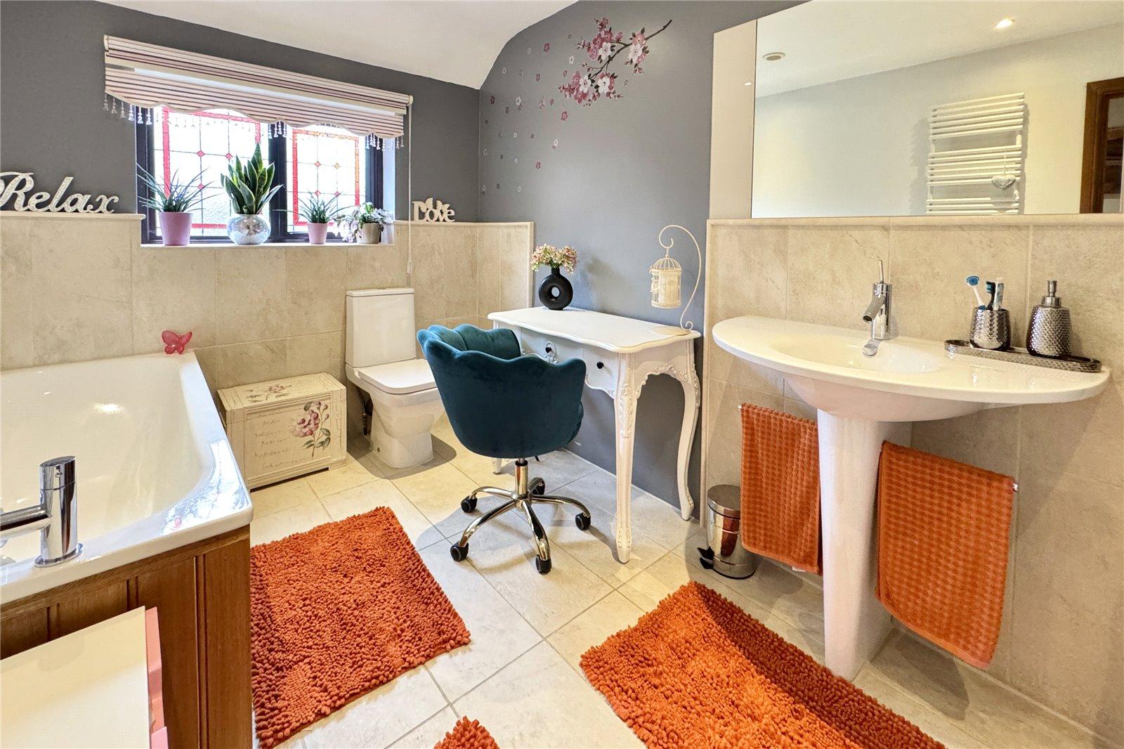 5 bedroom house for sale in Hextable | Robinson Jackson