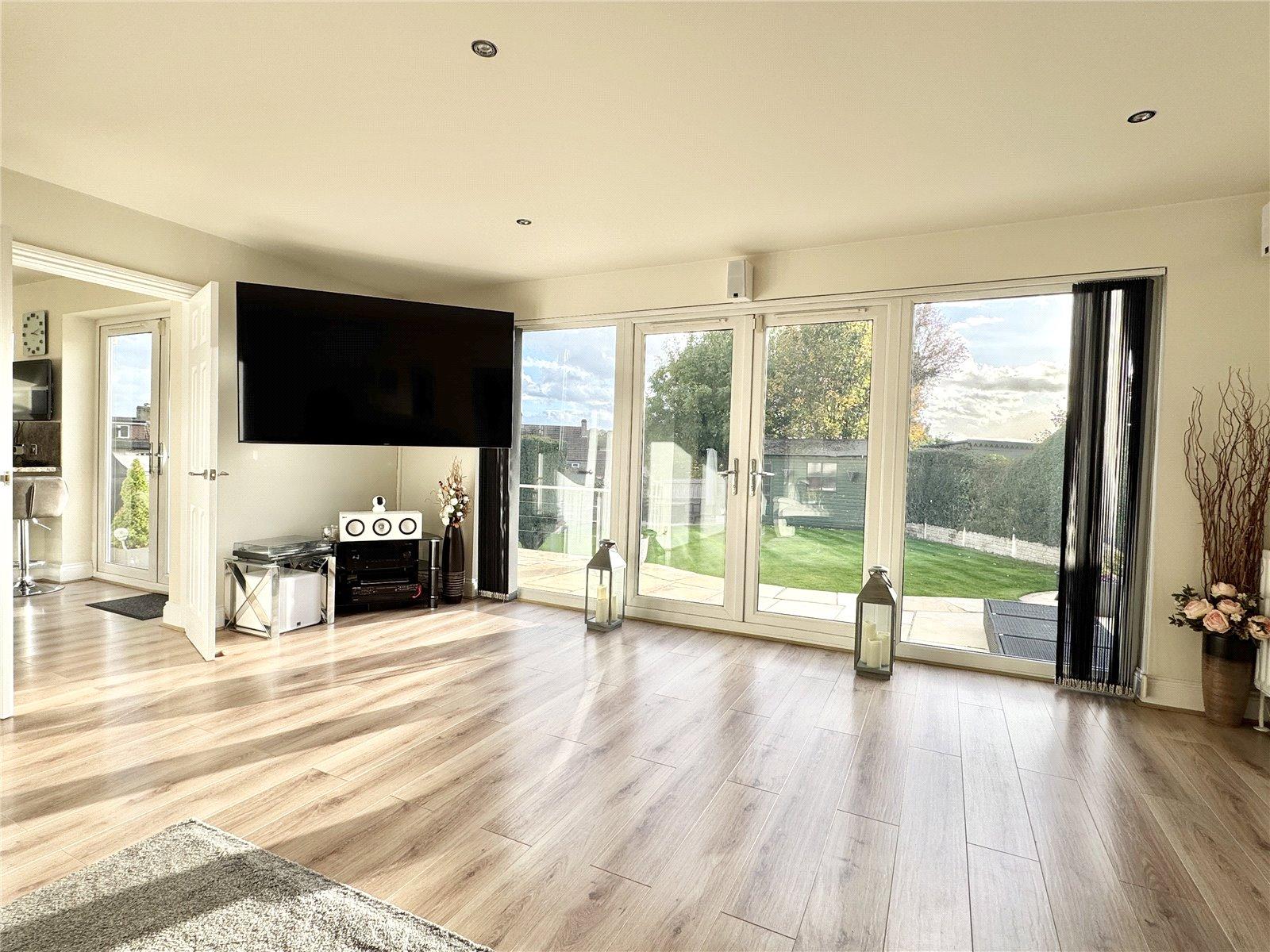 5 bedroom house for sale in Hextable | Robinson Jackson