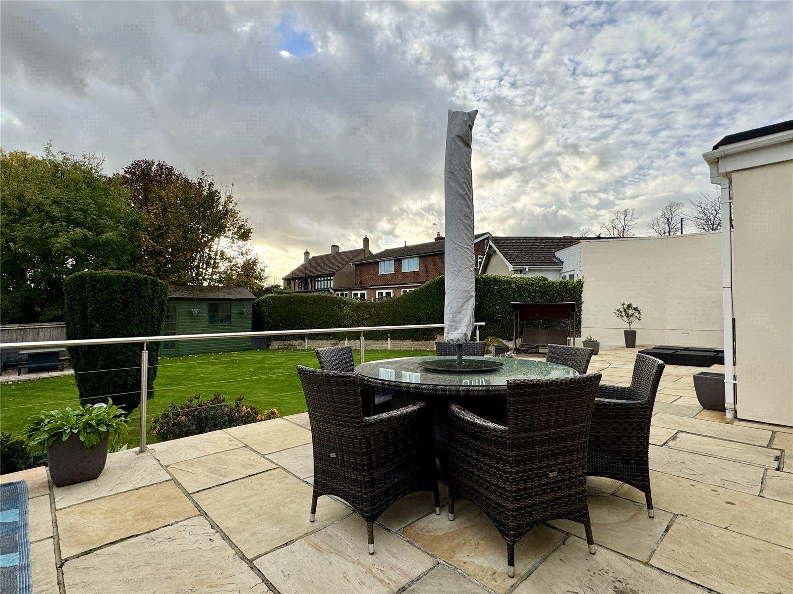 5 bedroom house for sale in Hextable | Robinson Jackson